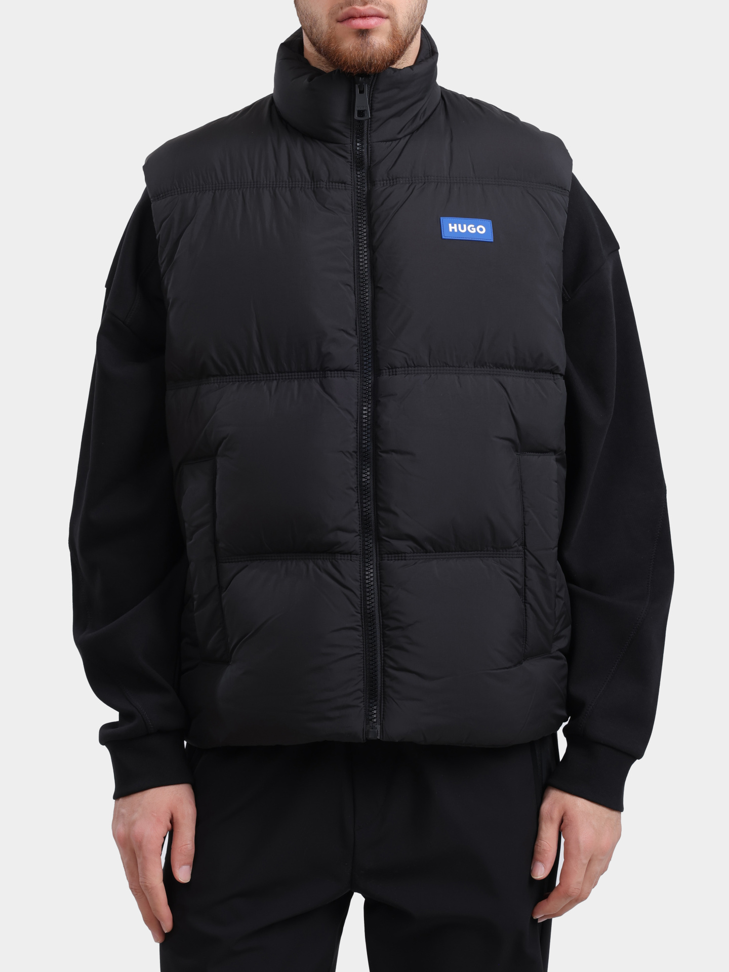 Жилет Hugo Bodolino2541 10274841 черный мужской с патчем — купить в интернет-магазине Verdistore