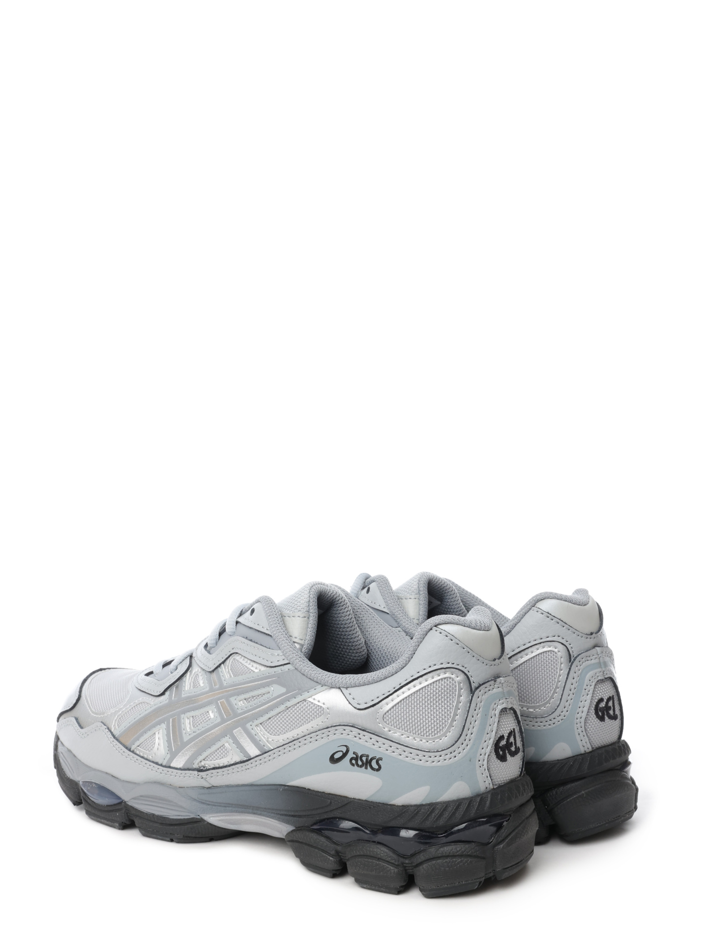 Кроссовки Asics 1203A280 020 серые мужские с серебристыми вставками — купить в интернет-магазине Verdistore