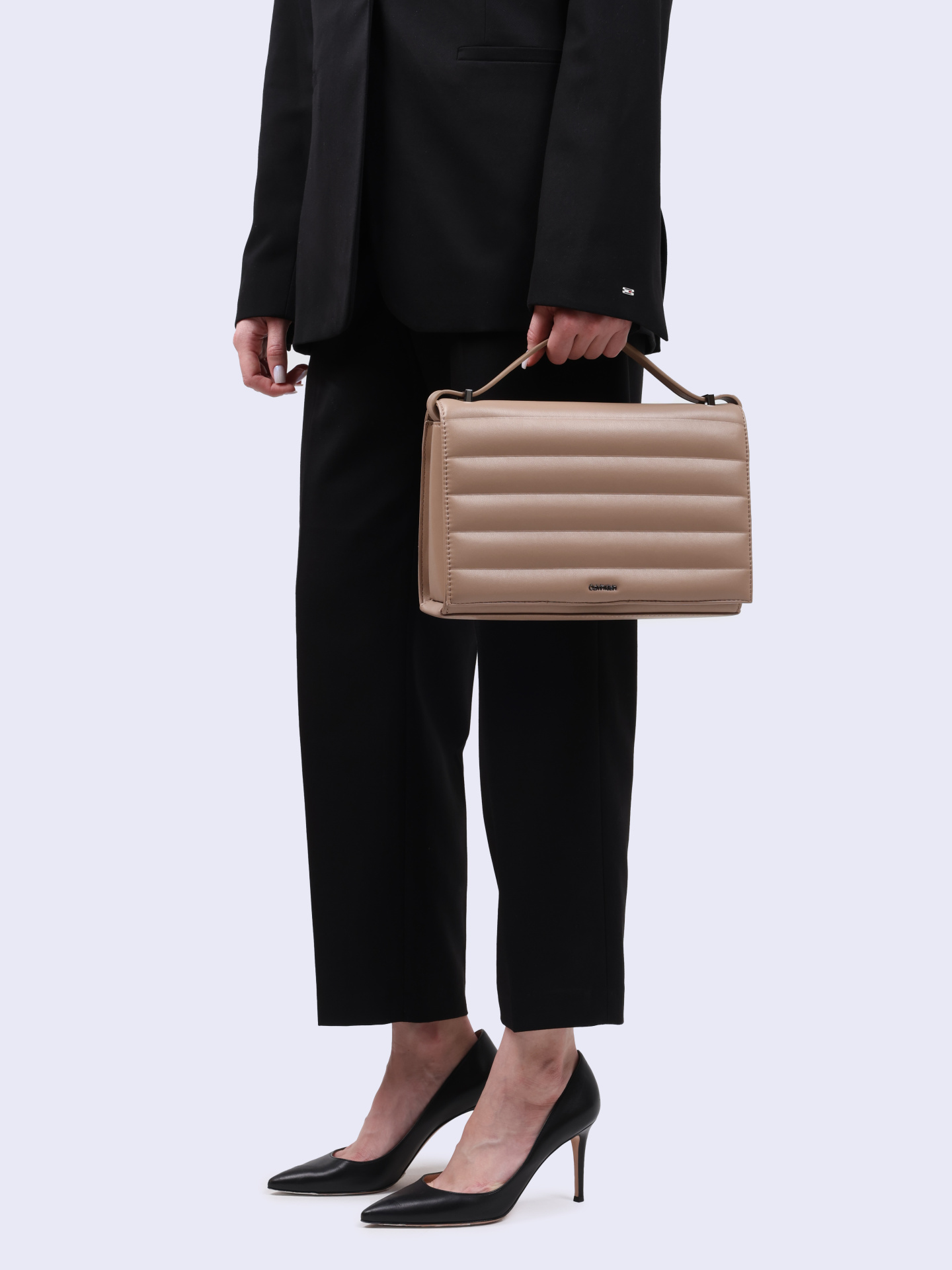 Сумка Calvin Klein K60K612117 PA6 бежевая женская — купить в интернет-магазине Verdistore