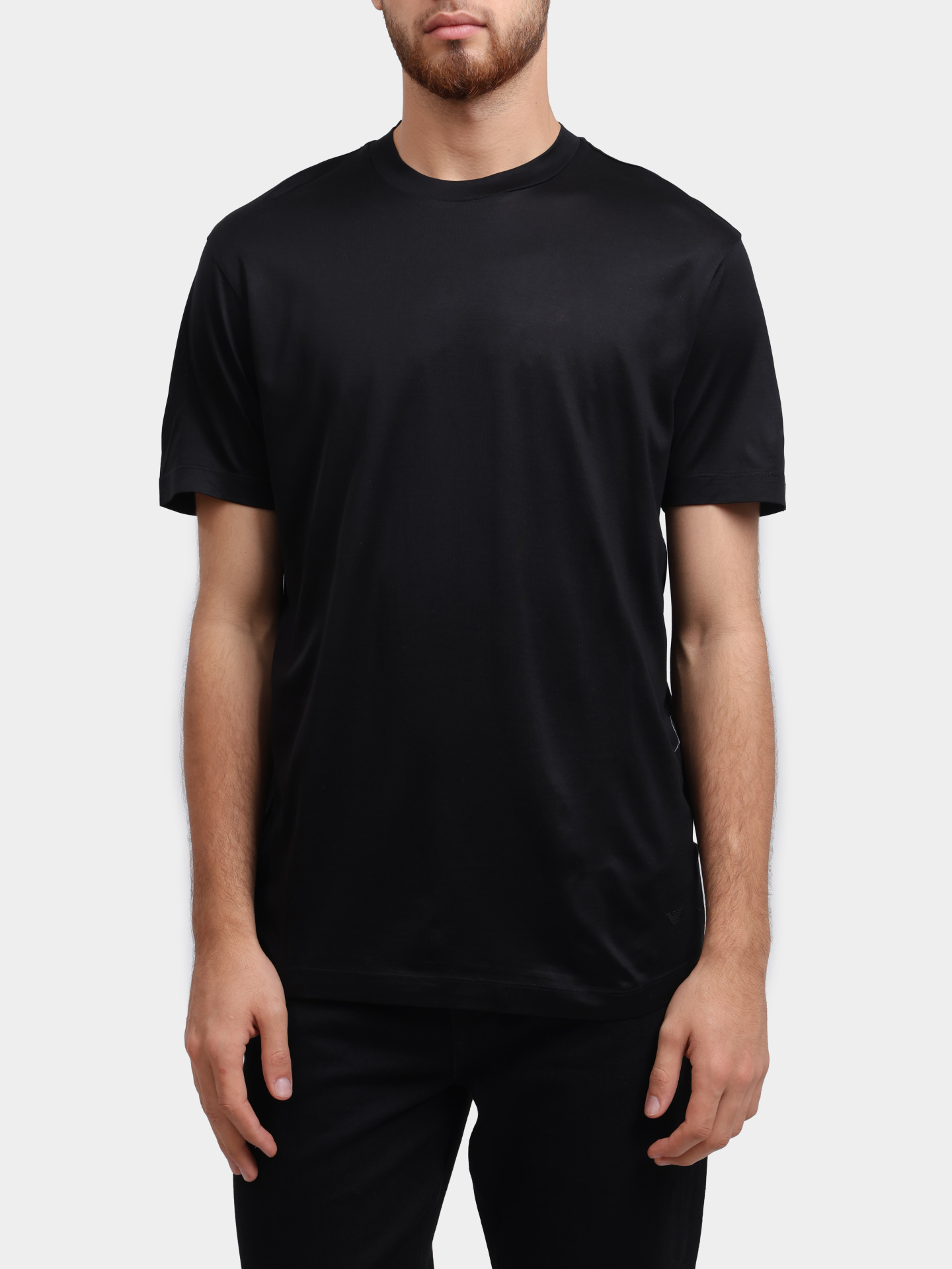 Футболка Emporio Armani 8N1TE8 1JUVZ 0999 черная мужская — купить в интернет-магазине Verdistore