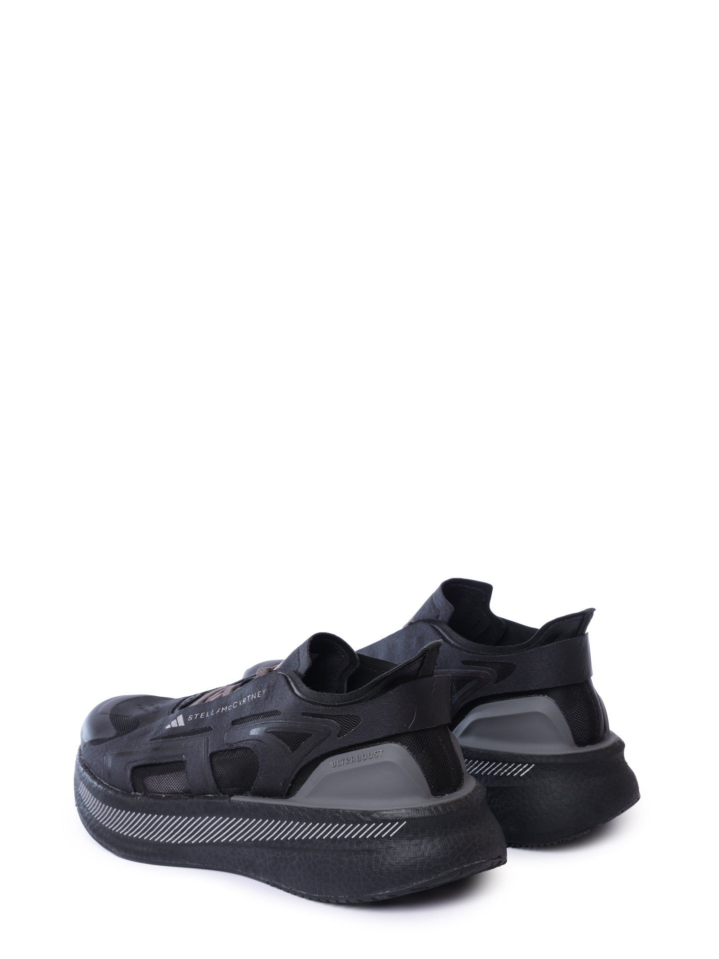 Кроссовки Adidas by Stella McCartney IE8771 черные женские — купить в интернет-магазине Verdistore