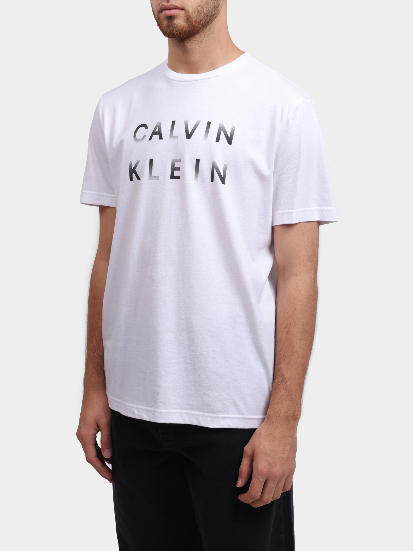 Футболка Calvin Klein K10K114156 белая мужская с логотипом — купить в интернет-магазине Verdistore