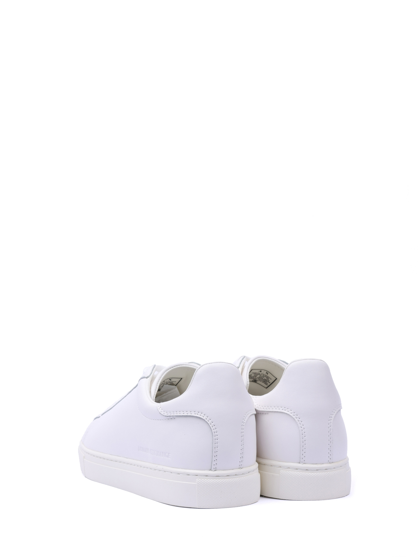 Кеды Armani Exchange XUX001 XV093 0001 белые мужские из кожи — купить в интернет-магазине Verdistore