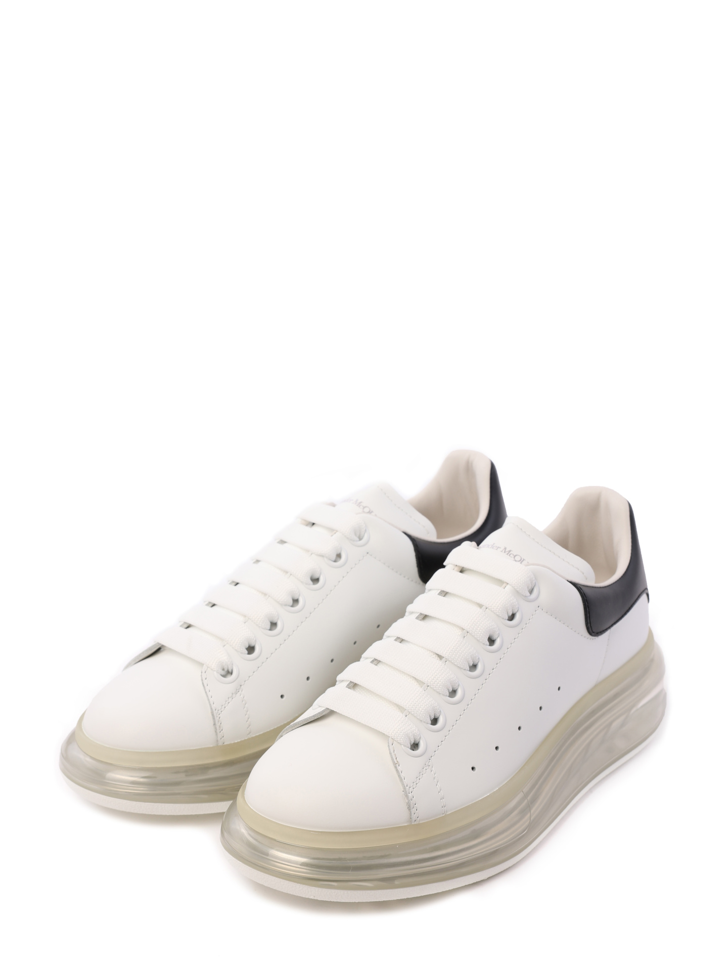 Кеды Alexander McQueen 611698WHX98 9061 белые женские с массивной прозрачной подошвой — купить в интернет-магазине Verdistore