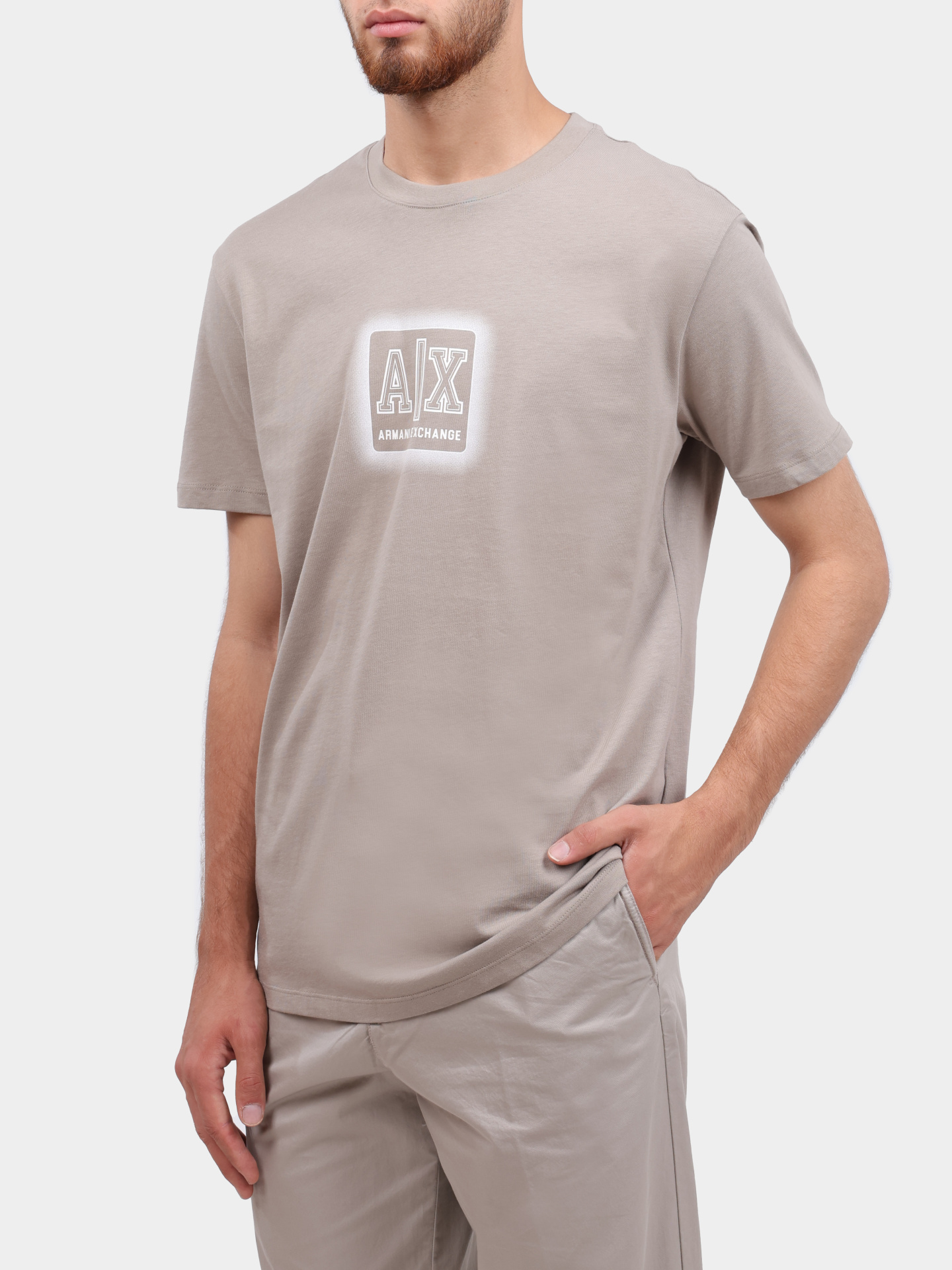 Футболка Armani Exchange XM000545 AF10361 U6167 бежевая мужская с логотипом — купить в интернет-магазине Verdistore