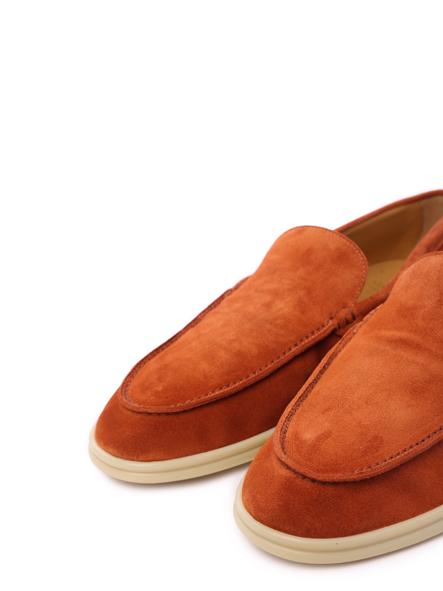 Туфли оранжевые замшевые на бежевой подошве — купить в интернет-магазине Verdistore