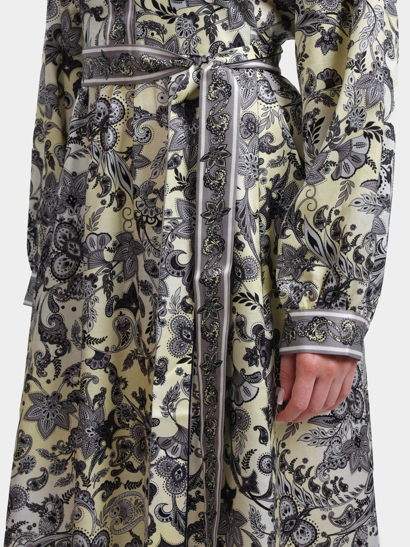 Платье Re Vera 26-21-2363 630 атласное женское — купить в интернет-магазине Verdistore