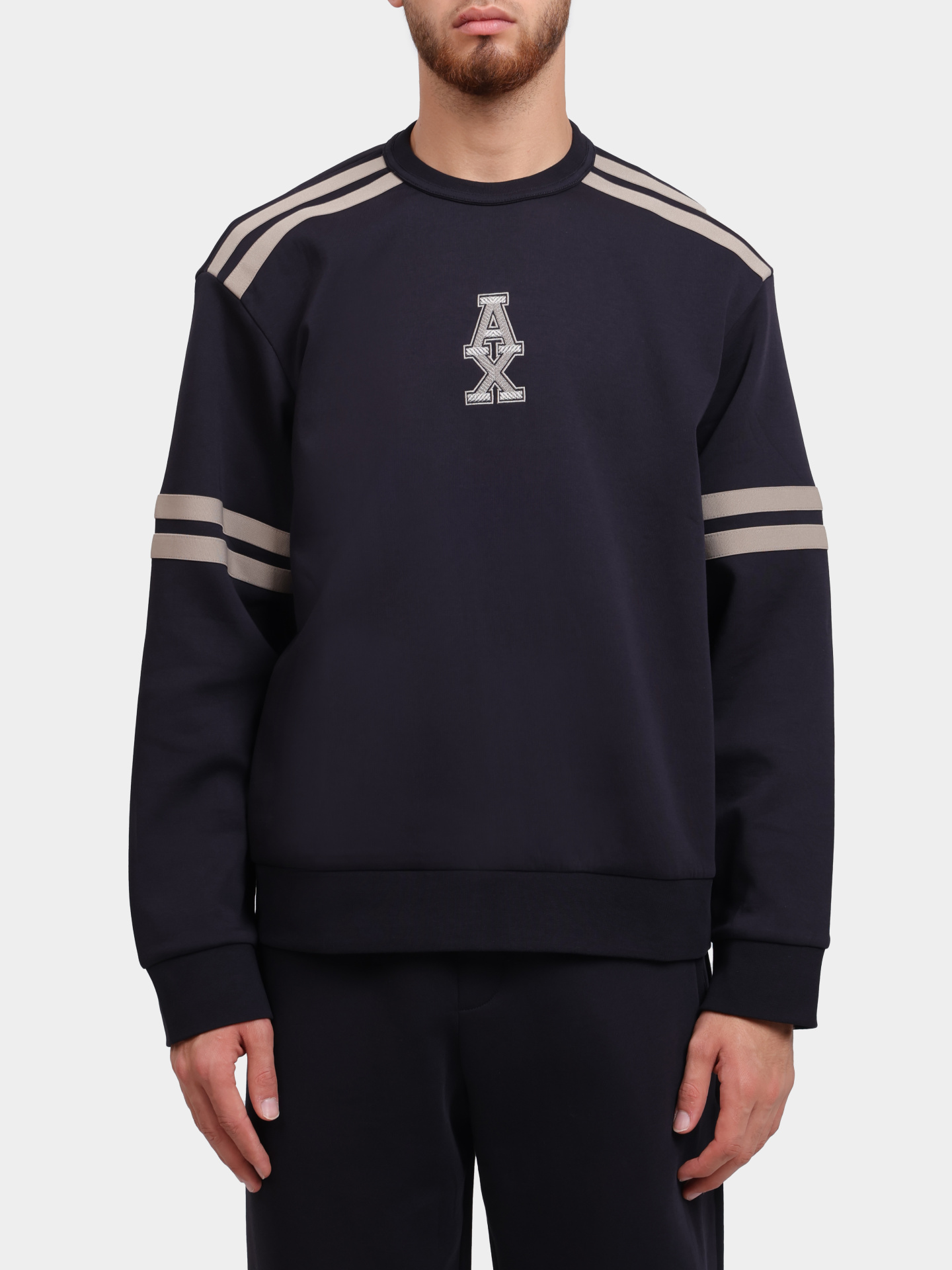 Свитшот Armani Exchange XM000481 AF10818 UB101 темно-синий мужской с логотипом — купить в интернет-магазине Verdistore