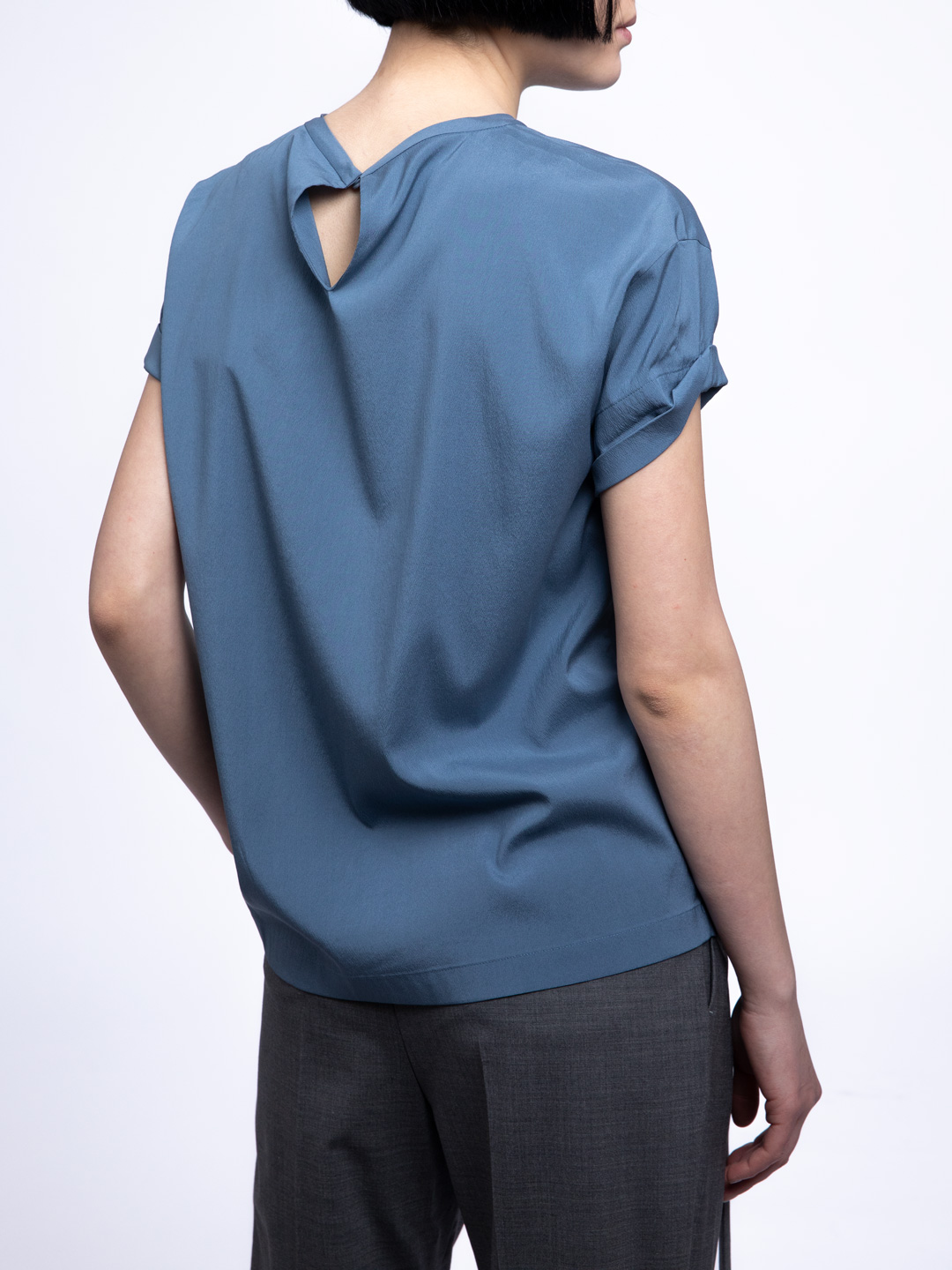 Топ Brunello Cucinelli MH910B3010 серо-голубой женский — купить в интернет-магазине Verdistore