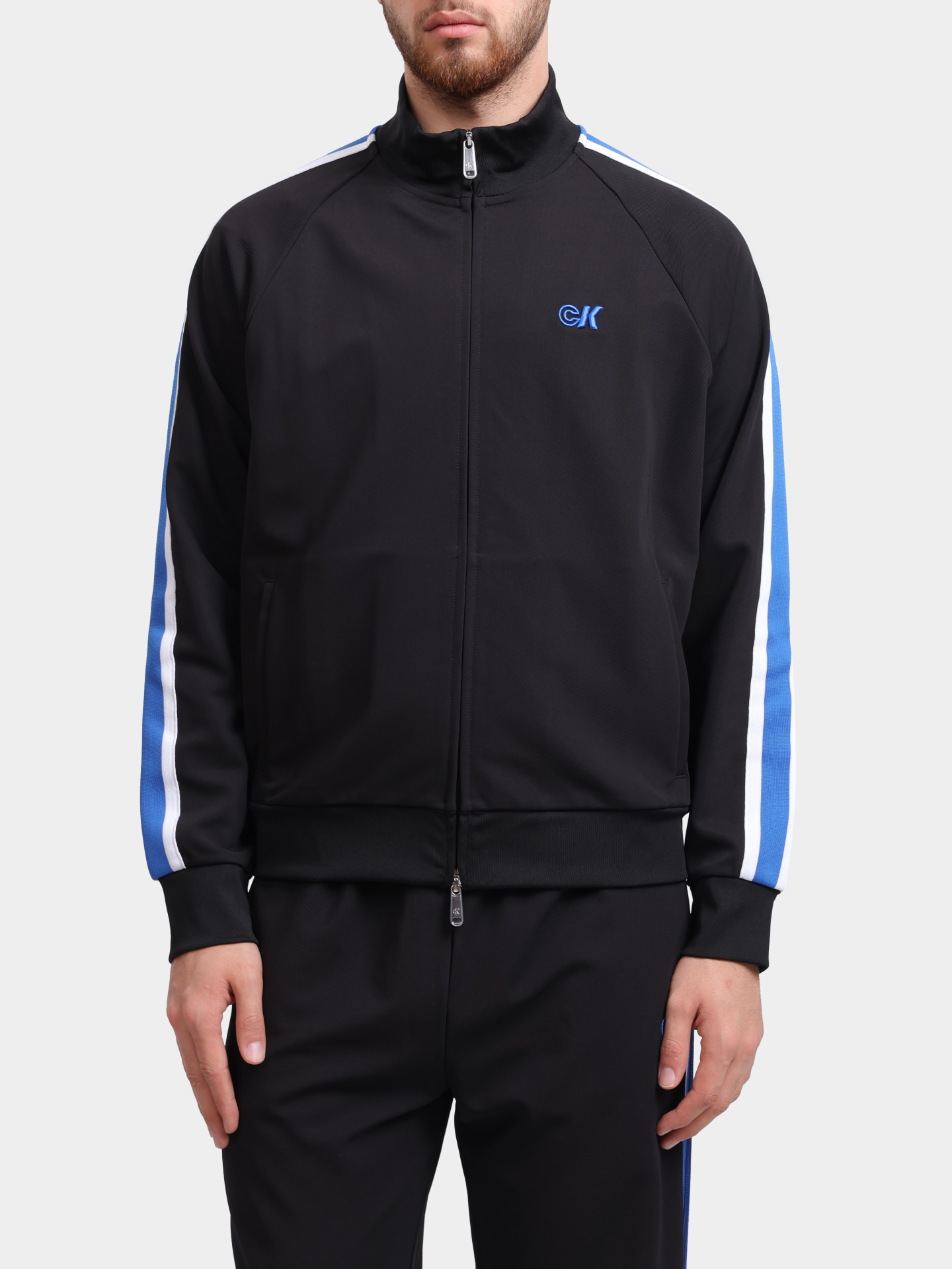 Мастерка Calvin Klein Jeans LV04RC231G UB1 черная мужская с контрастными вставками на рукавах — купить в интернет-магазине Verdistore