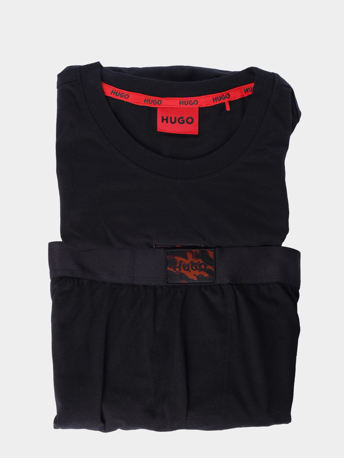 Пижама комплект HUGO RED GALAXY SHORT SET 10253443 01 50559742 006 черная мужская с патчем-логотипом — купить в интернет-магазине Verdistore
