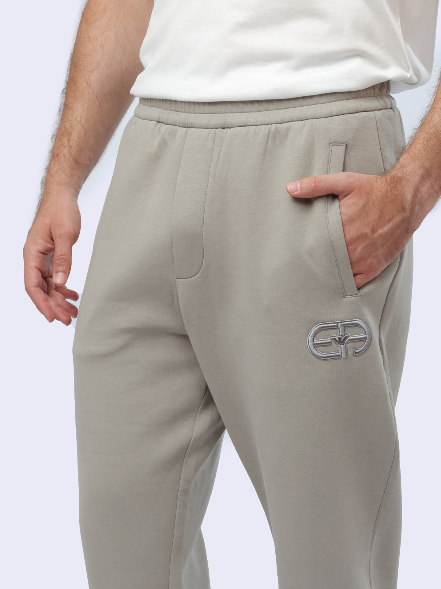 Джоггеры Emporio Armani 8N1PT0 1JHSZ 0643 бежевые мужские — купить в интернет-магазине Verdistore