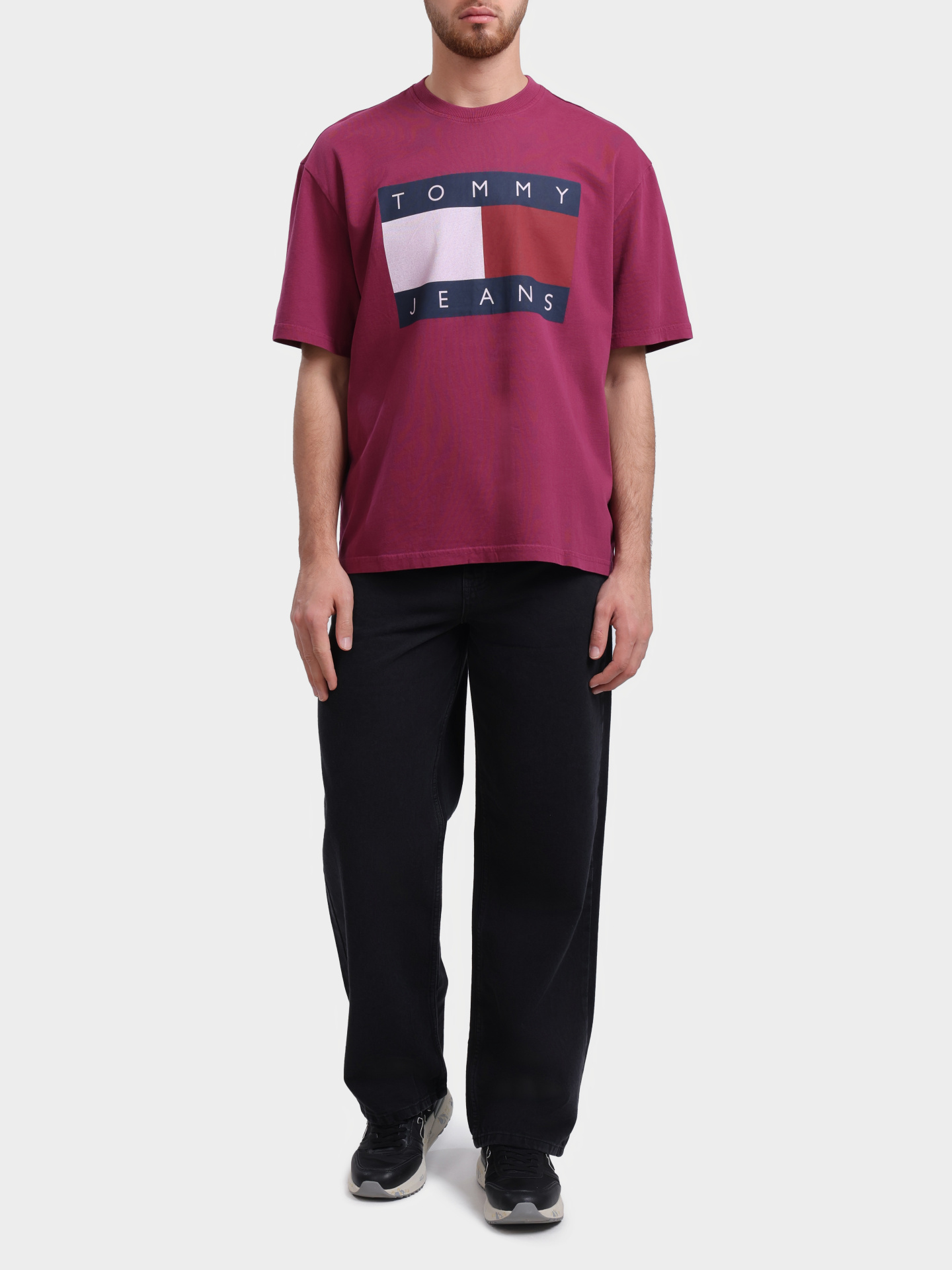 Футболка Tommy Jeans DM0DM18547 VVK хлопковая мужская — купить в интернет-магазине Verdistore