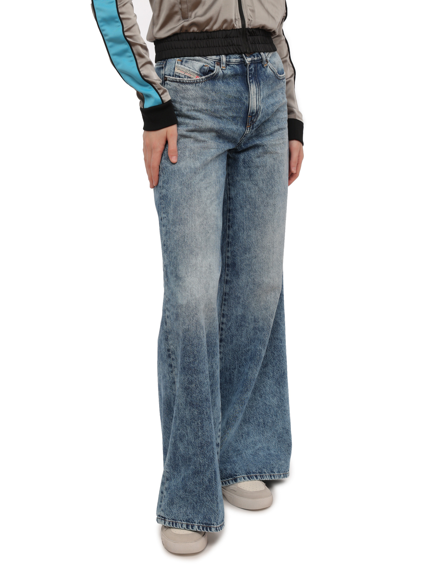 Джинсы Diesel A0362409H9501 голубые женские — купить в интернет-магазине Verdistore