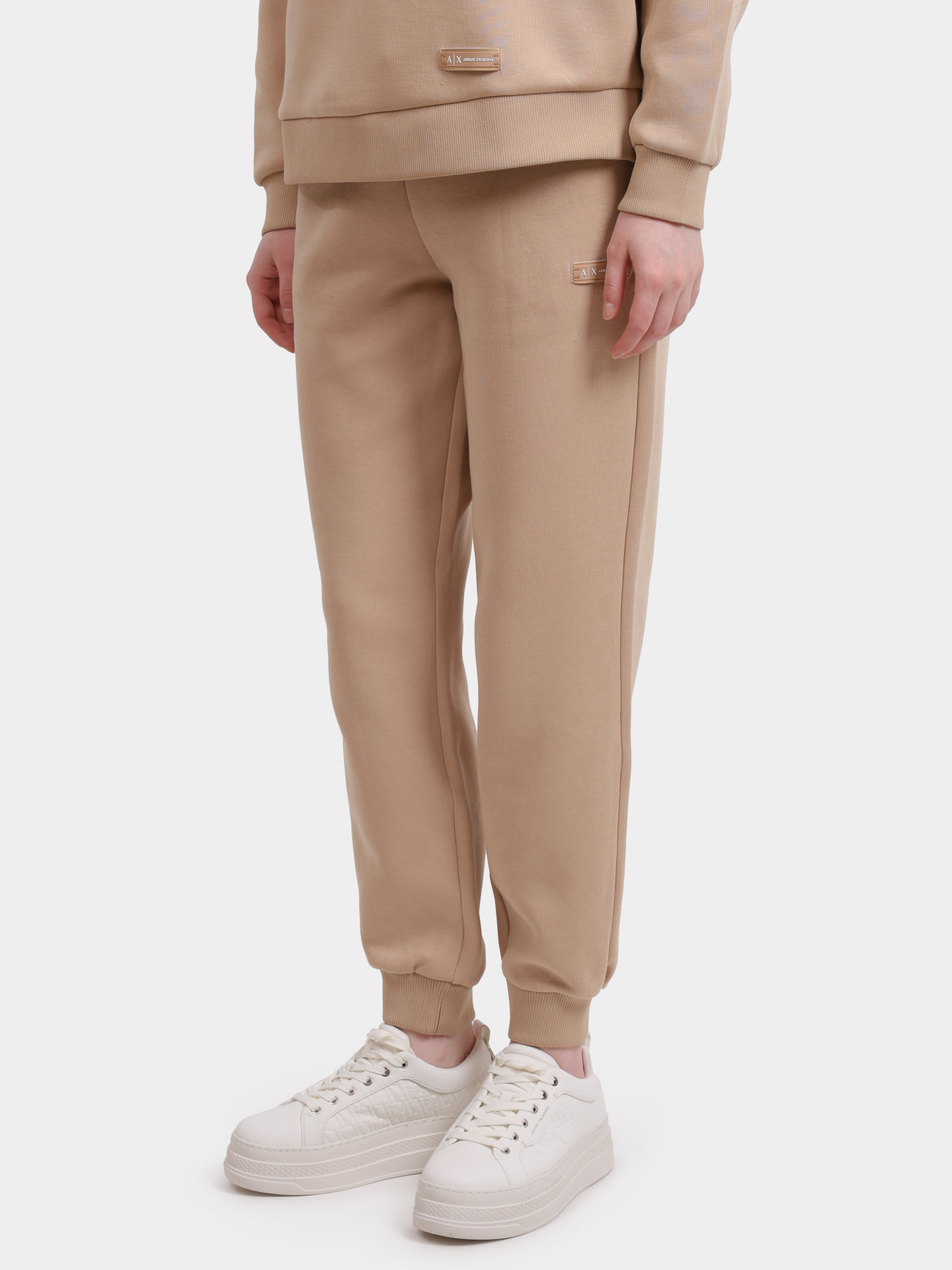 Джоггеры Armani Exchange XW001287 AF16134 U1051 бежевые женские — купить в интернет-магазине Verdistore