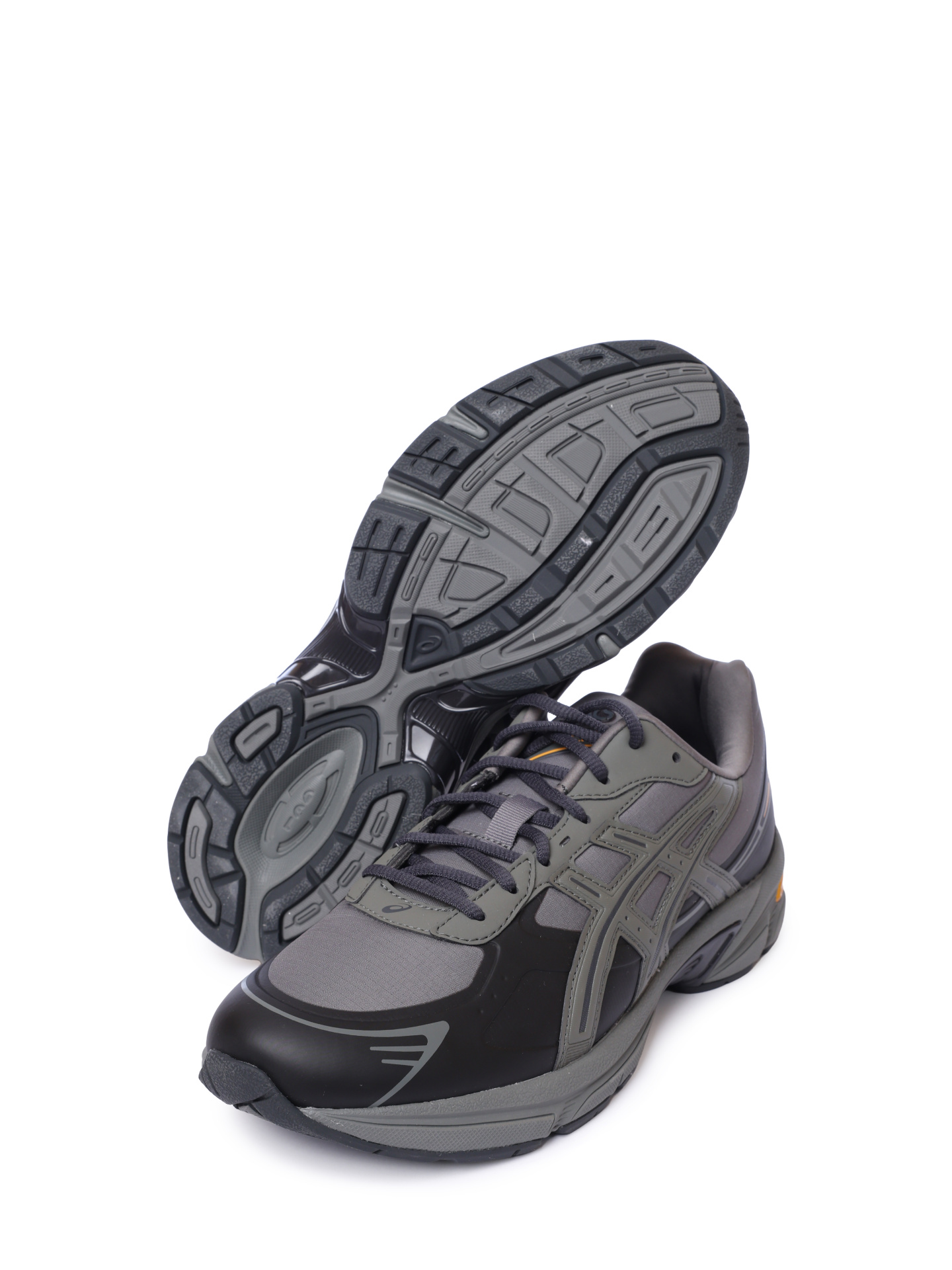 Кроссовки Asics 1203A413 022 серые мужские с контрастными вставками — купить в интернет-магазине Verdistore