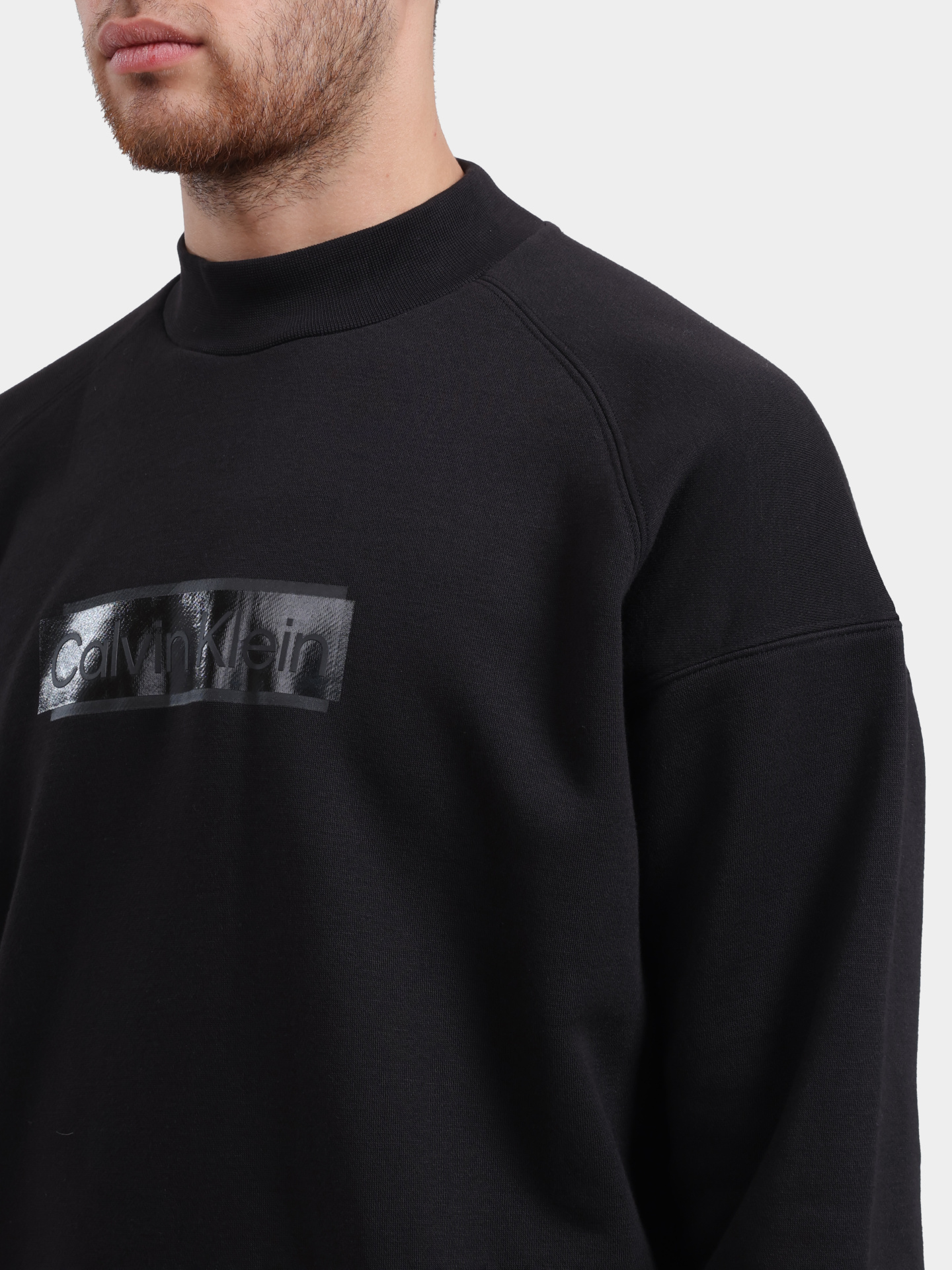 Свитшот Calvin Klein K10K112058 черный мужской с логотипом — купить в интернет-магазине Verdistore