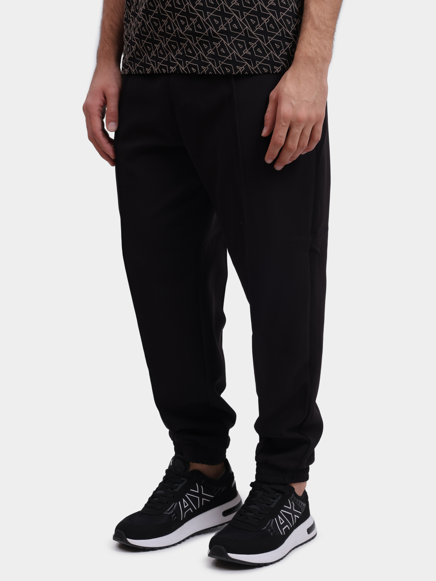 Джоггеры Armani Exchange XM001875 AF18883 UC001 черные мужские — купить в интернет-магазине Verdistore