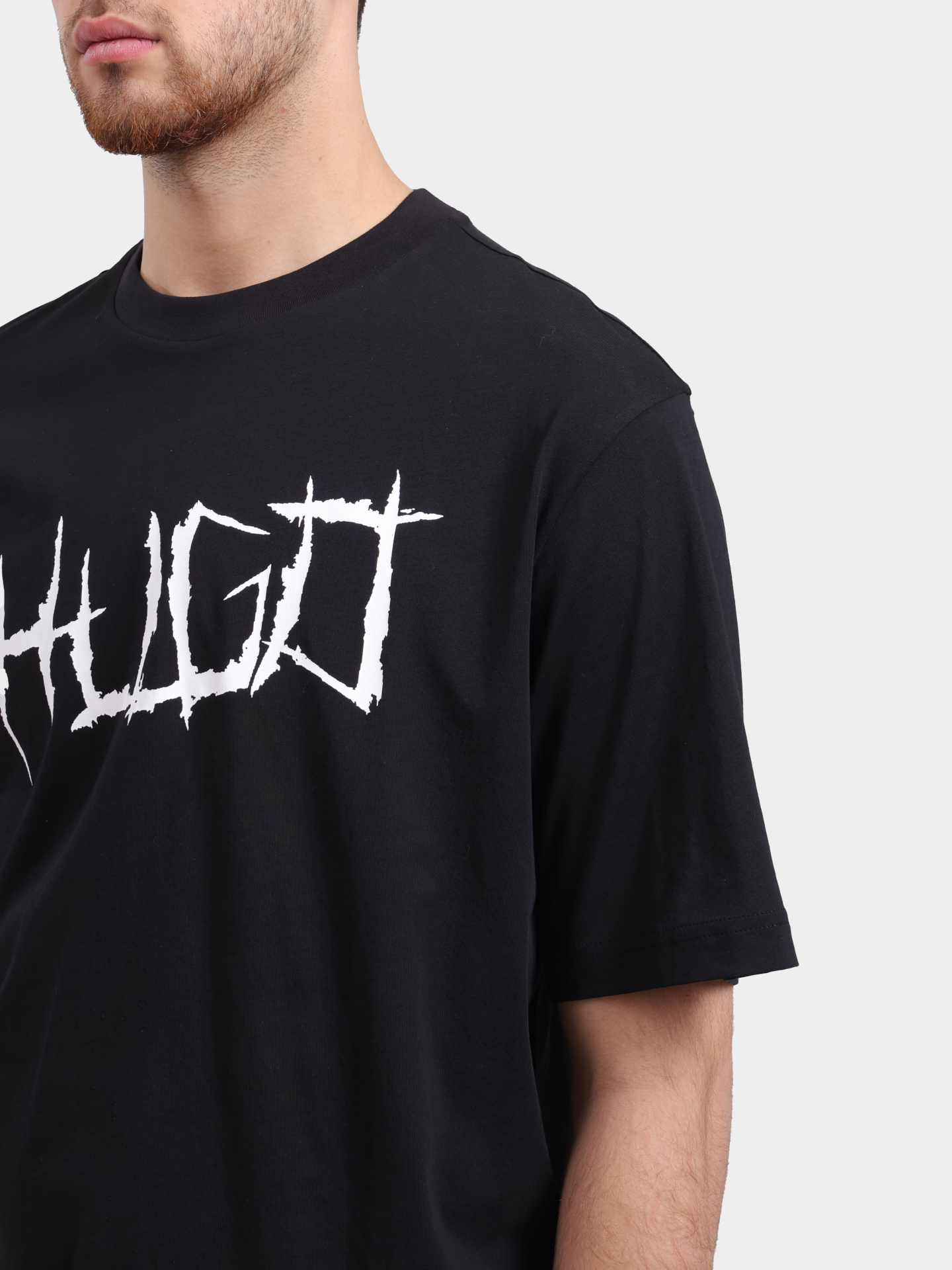 Футболка HUGO BLUE Namerix 10258299 01 50554350 001 черная мужская с крупным логотипом — купить в интернет-магазине Verdistore