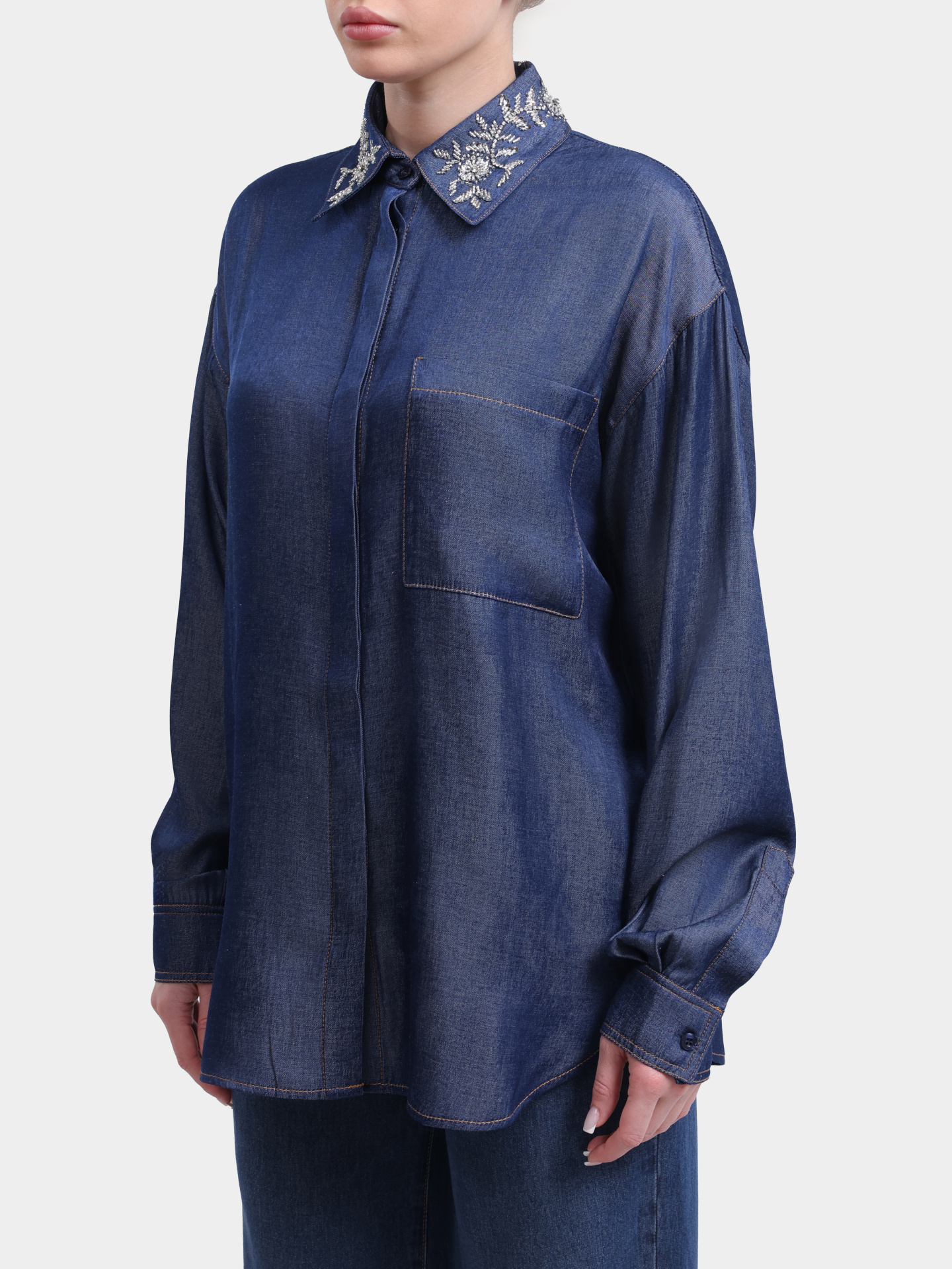 Блуза Liu-Jo BLUE DENIM UA6274 D4894 77000 женская прямого кроя со стразами на воротнике — купить в интернет-магазине Verdistore