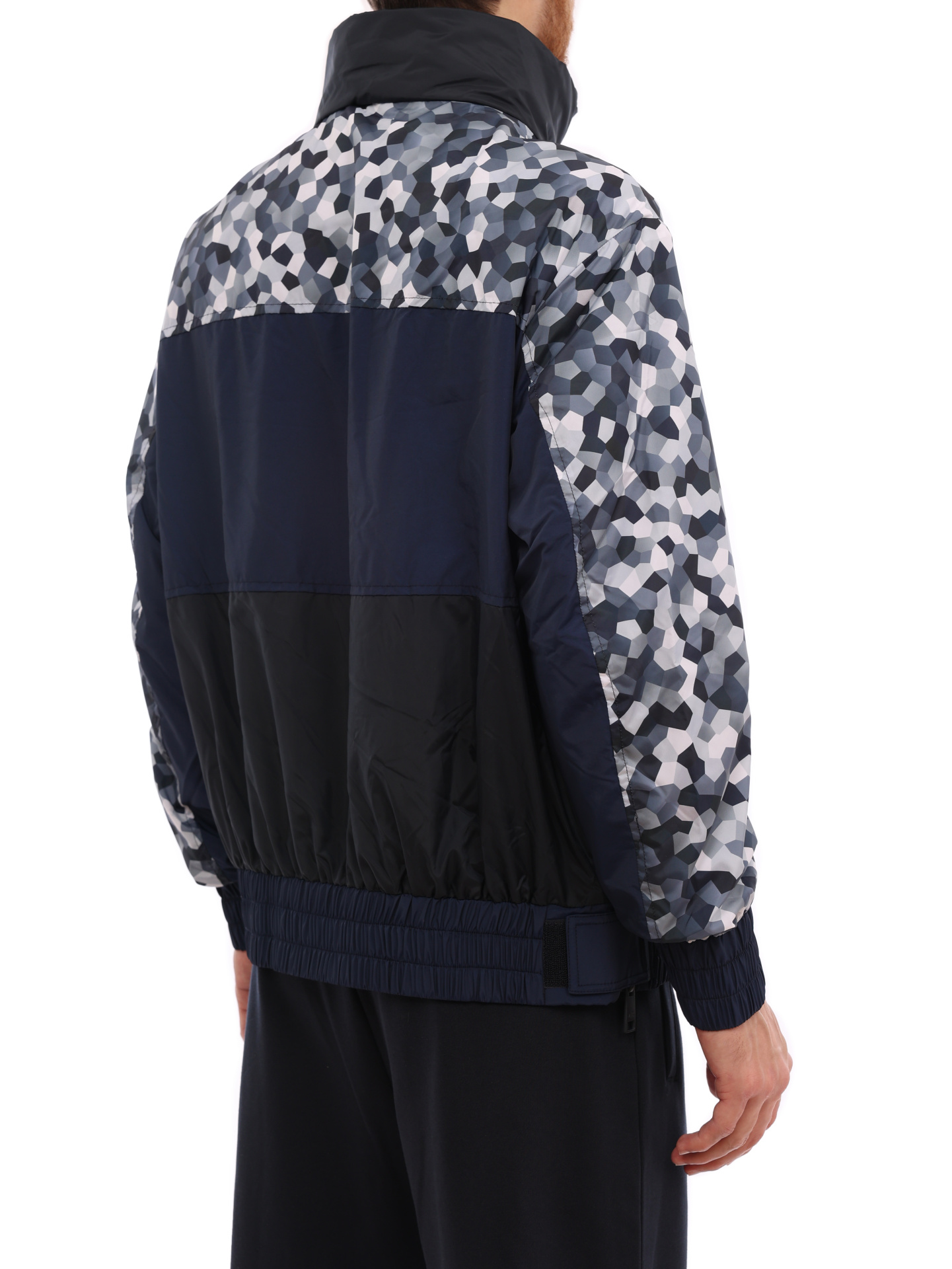 картинка Анорак Armani Exchange 6LZB38 ZNUZZ 4578 комбинированный мужской утеплённый от магазина Verdistore