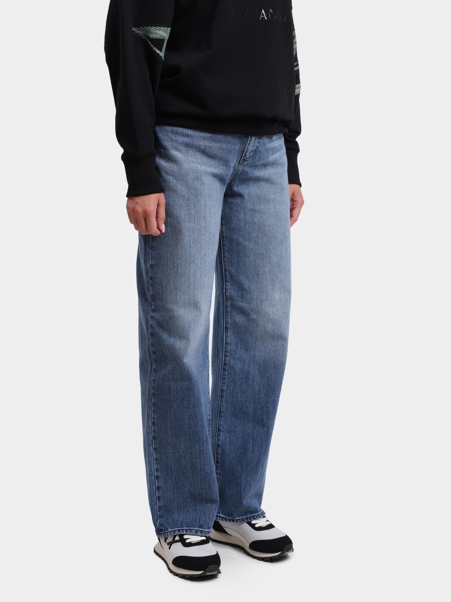 Джинсы Armani Exchange XW000100 AF12845 MB001 голубые женские — купить в интернет-магазине Verdistore