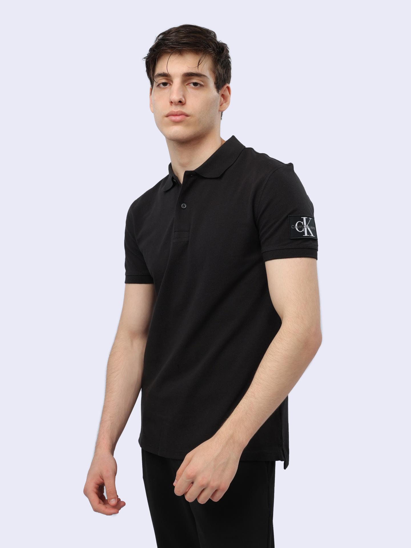 Поло Calvin Klein Jeans J30J323394 BEH черное мужское из хлопка — купить в интернет-магазине Verdistore