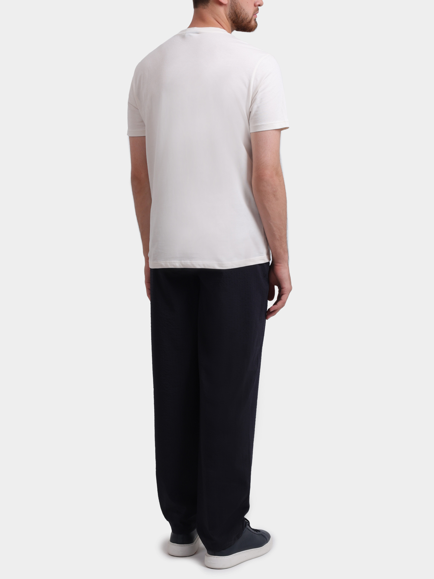 Брюки Armani Exchange XM002094 AF22363 UB101 темно-синие мужские из фактурной ткани — купить в интернет-магазине Verdistore