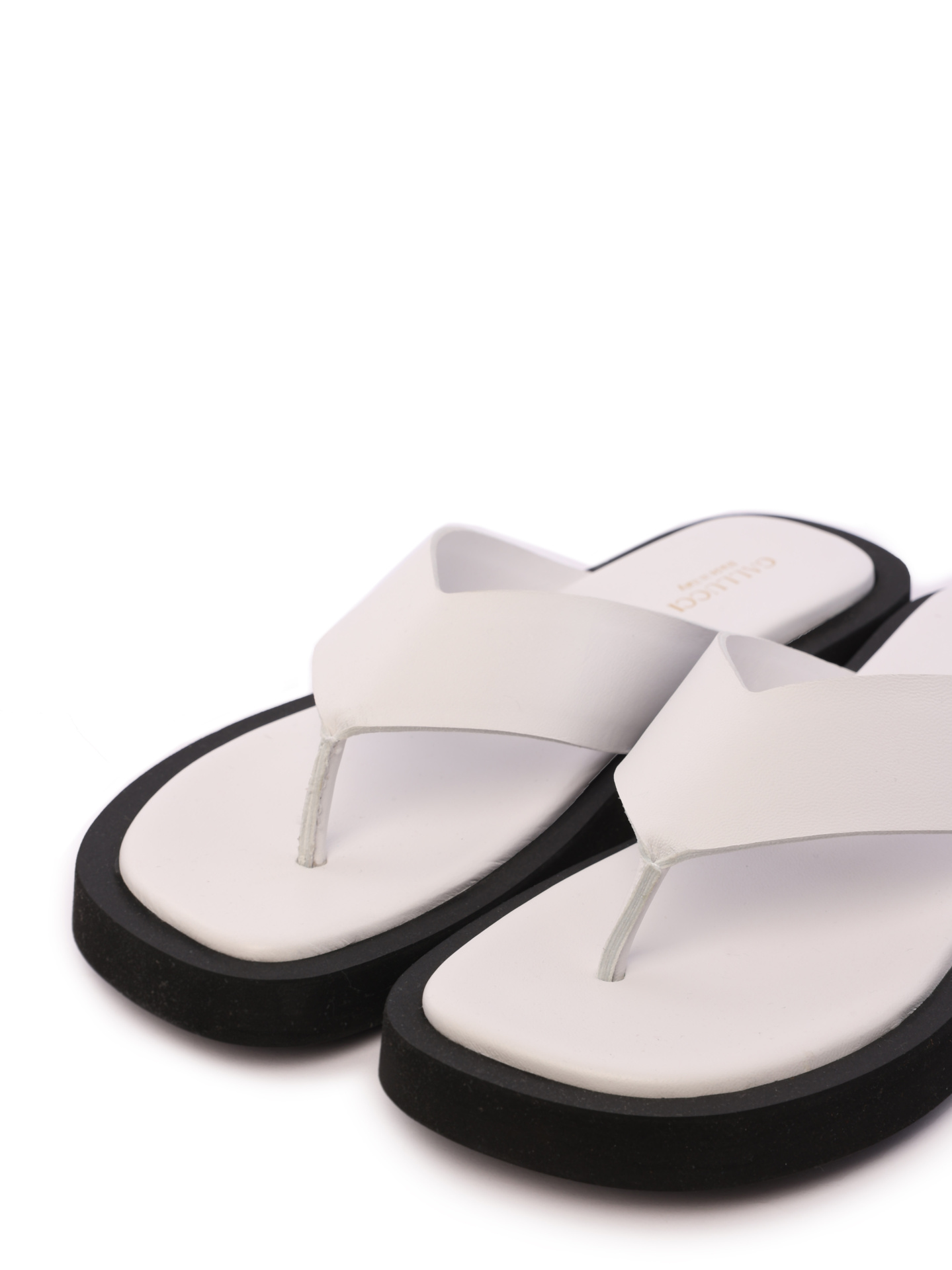 Шлепанцы — купить в интернет-магазине Verdistore