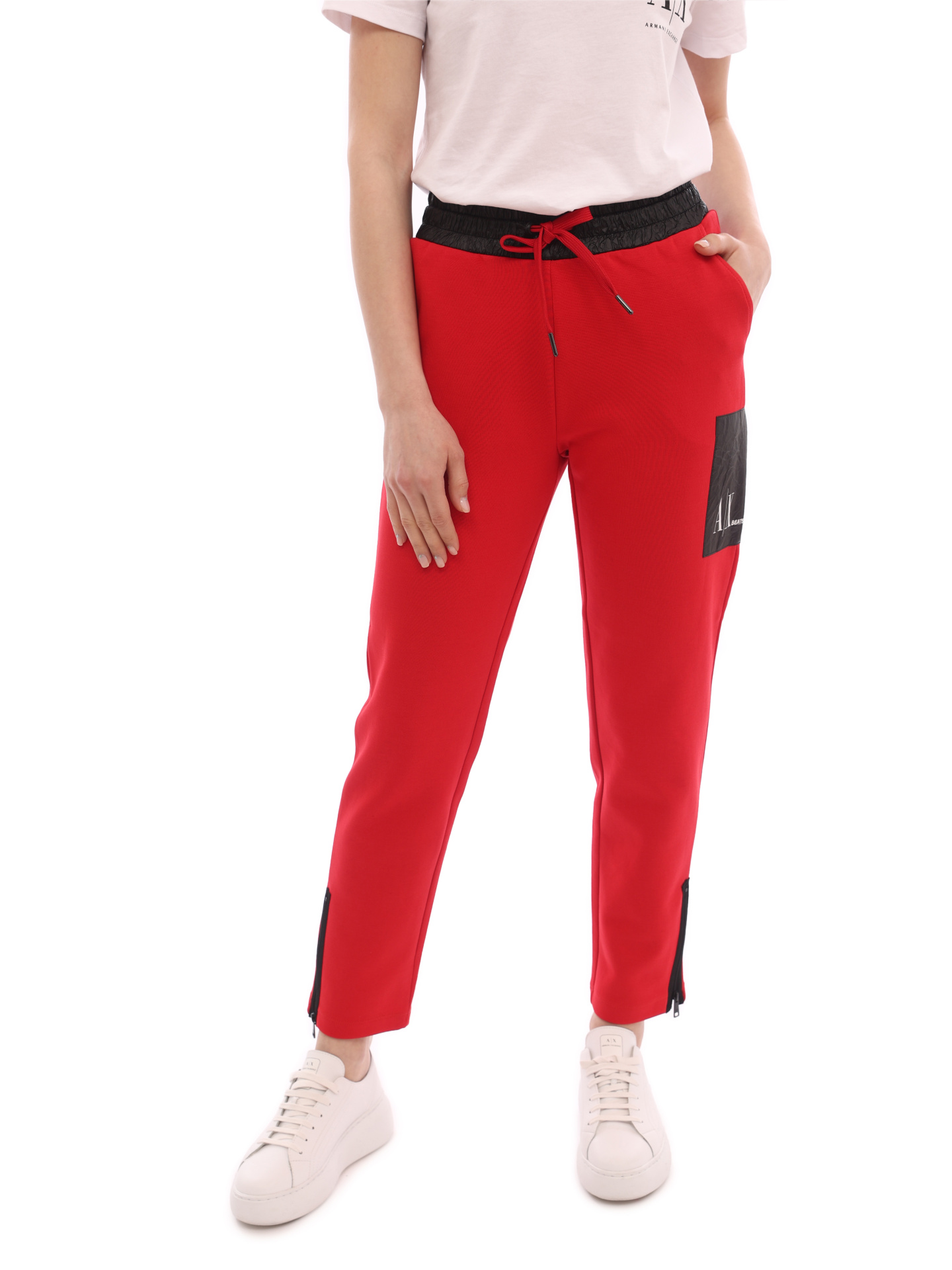 картинка Брюки спортивные Armani Exchange 3LYP76 YJU1Z 14AC красные женские с контрастной отделкой от магазина Verdistore