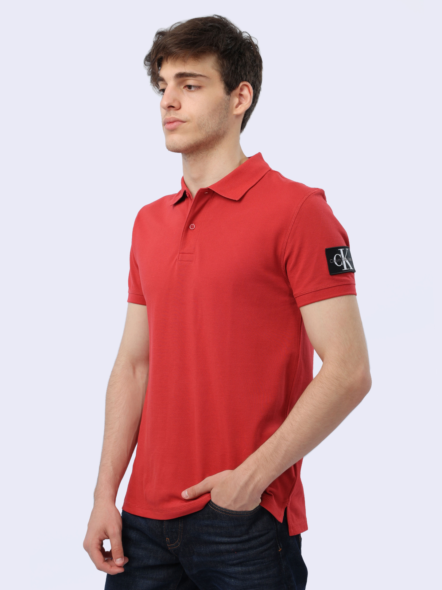 Поло Calvin Klein Jeans J30J323394 красное мужское из хлопка — купить в интернет-магазине Verdistore