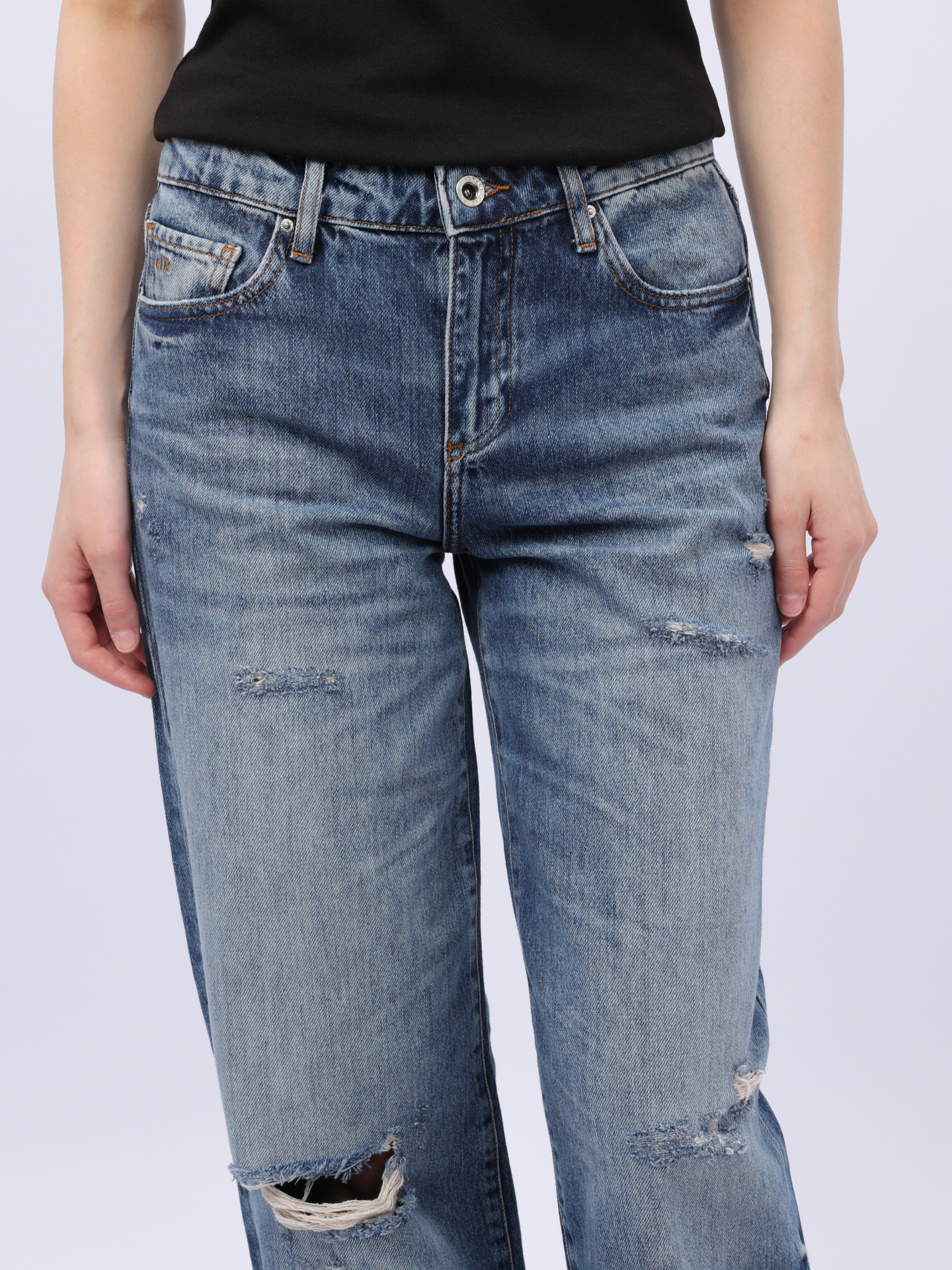 Джинсы Armani Exchange 3DYJ52 Y16GZ 05EK синие женские с потертостями — купить в интернет-магазине Verdistore