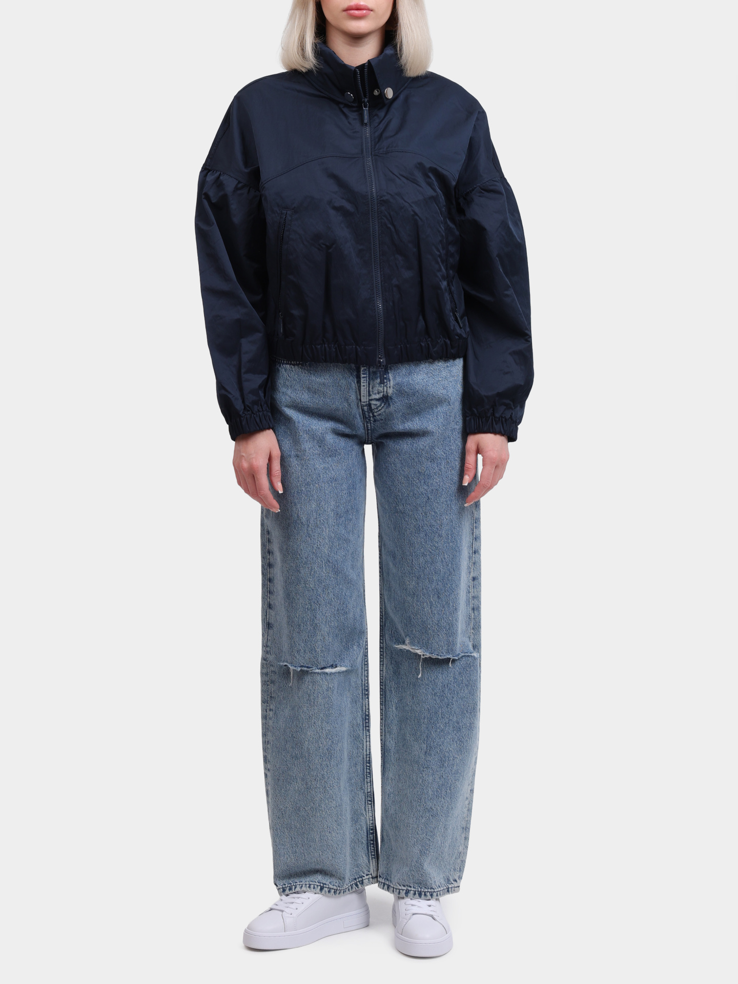 Куртка Armani Exchange XW000445 AF12810 UB100 укороченная женская — купить в интернет-магазине Verdistore