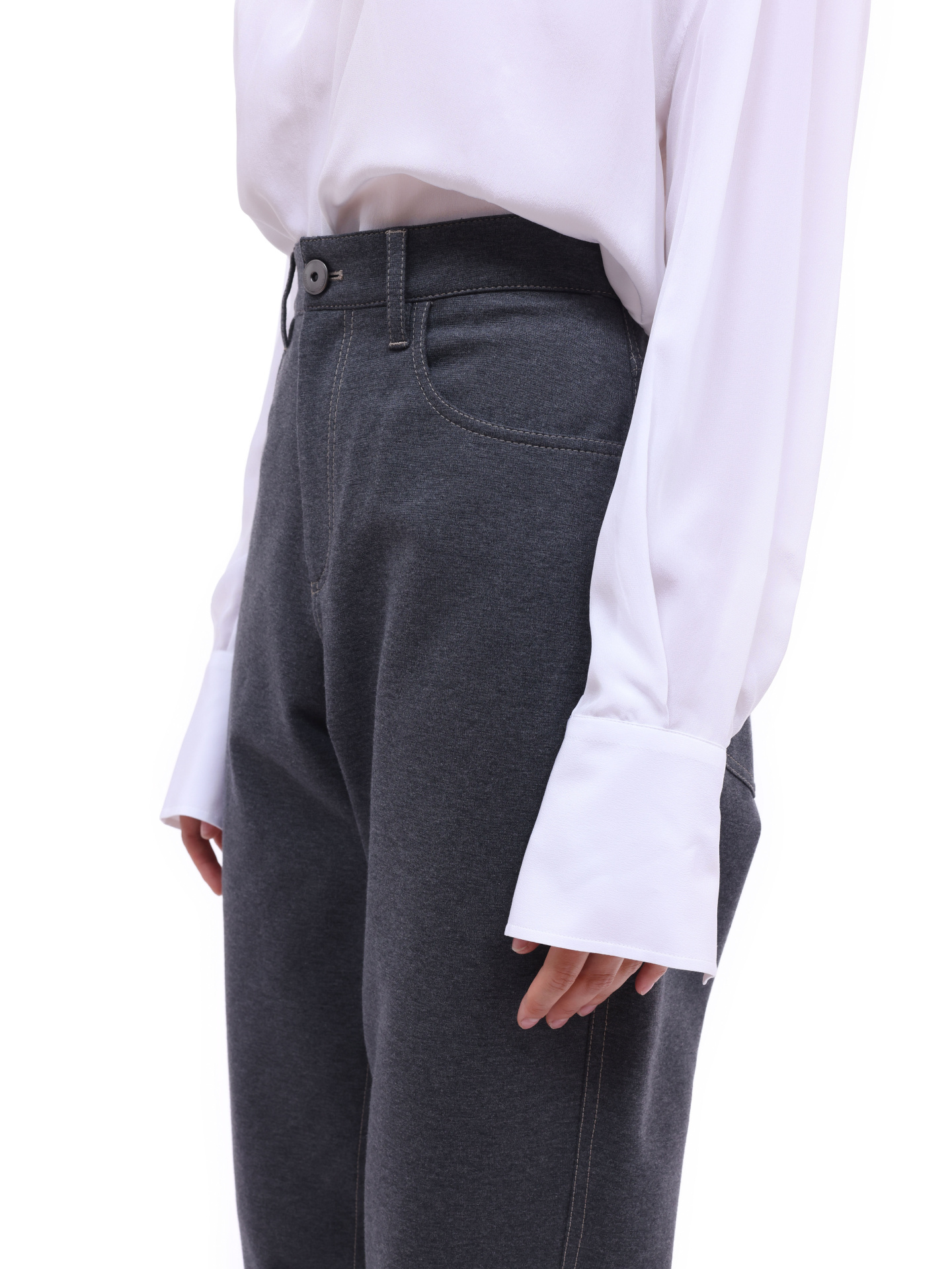 Брюки Brunello Cucinelli M0R24P7753 C616 серые женские из хлопка — купить в интернет-магазине Verdistore