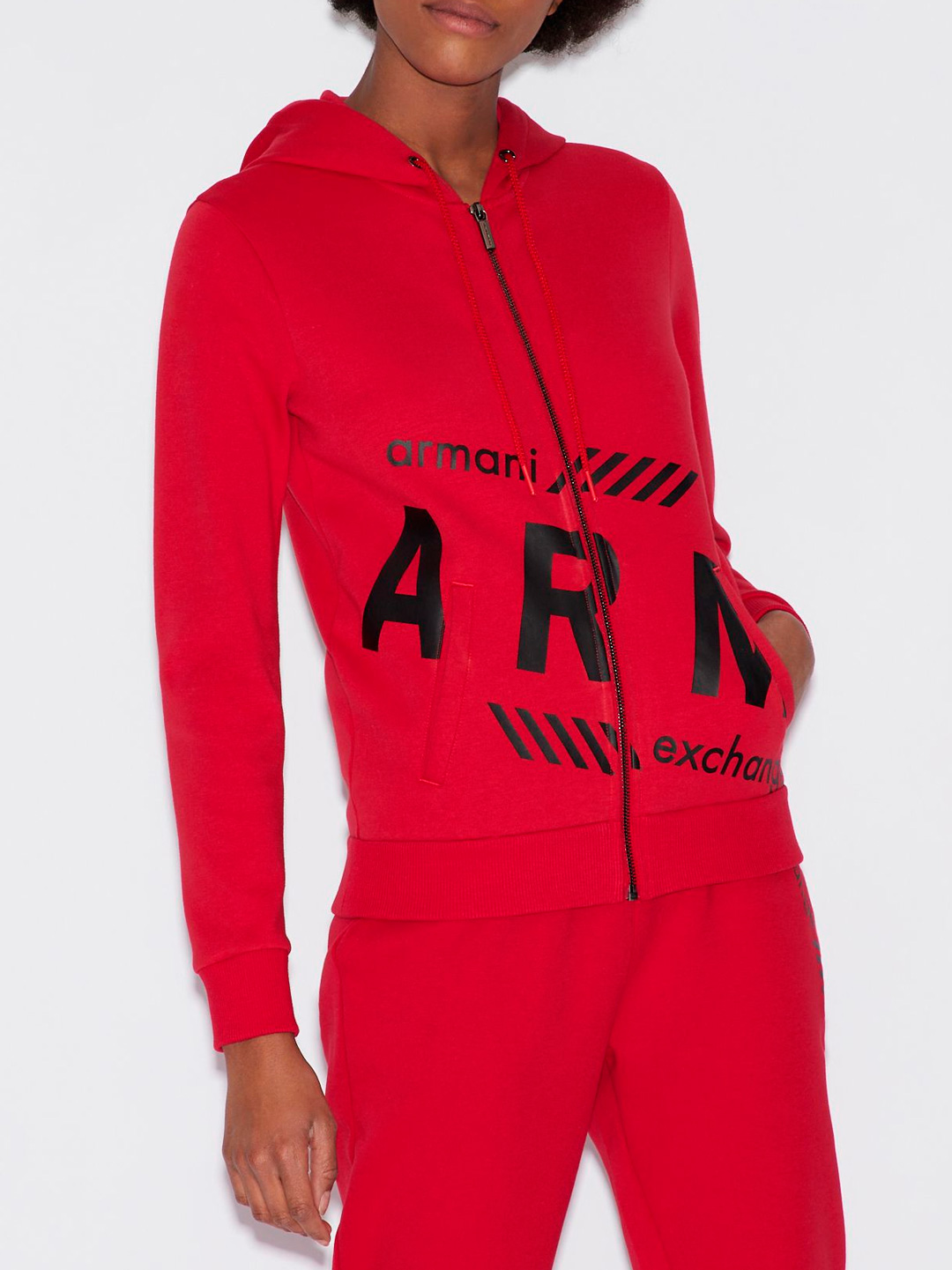 Мастерка Armani Exchange 3GYM72 1452 красная женская с логотипом — купить в интернет-магазине Verdistore