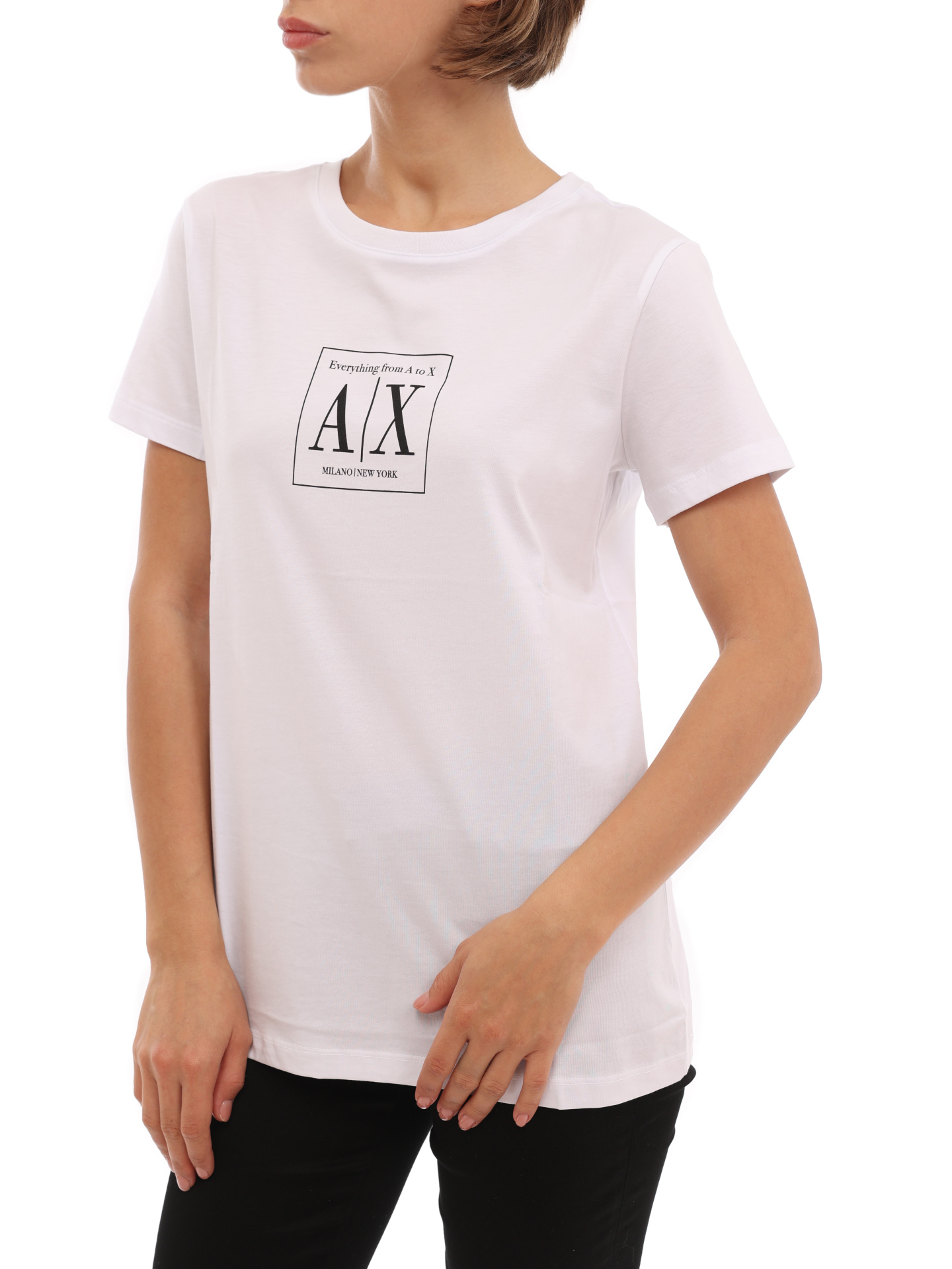 Футболка Armani Exchange 3LYT19 YJ6XZ 1000 белая женская с логотипом — купить в интернет-магазине Verdistore