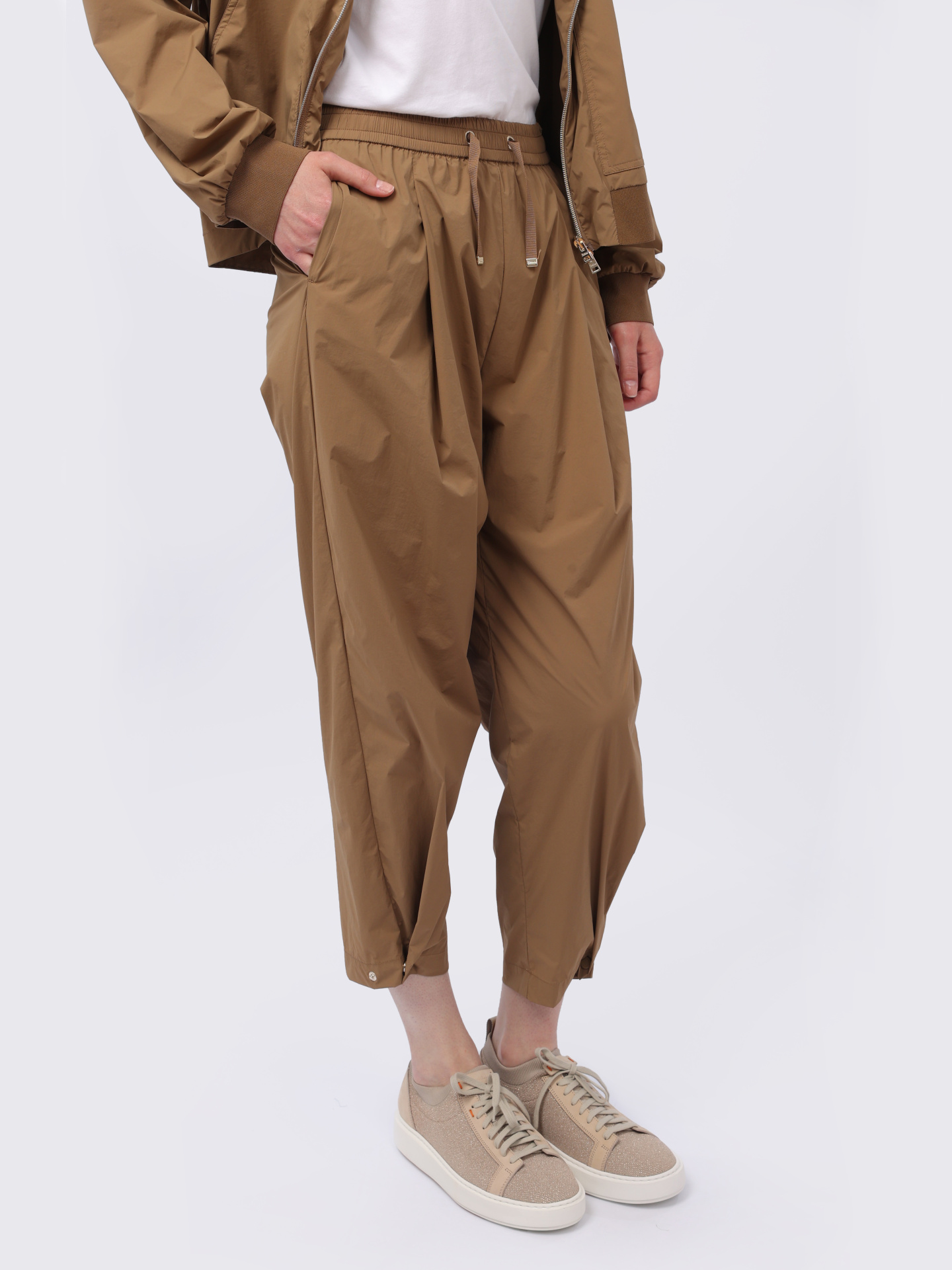 картинка Брюки от магазина Verdistore