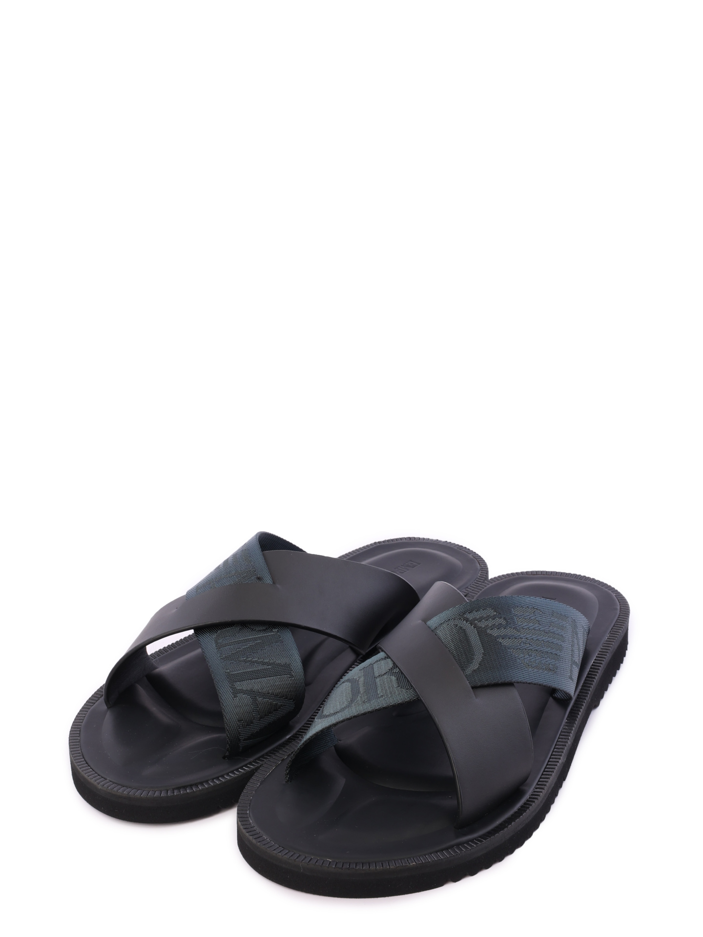 Шлепанцы черные с двумя пермычками — купить в интернет-магазине Verdistore