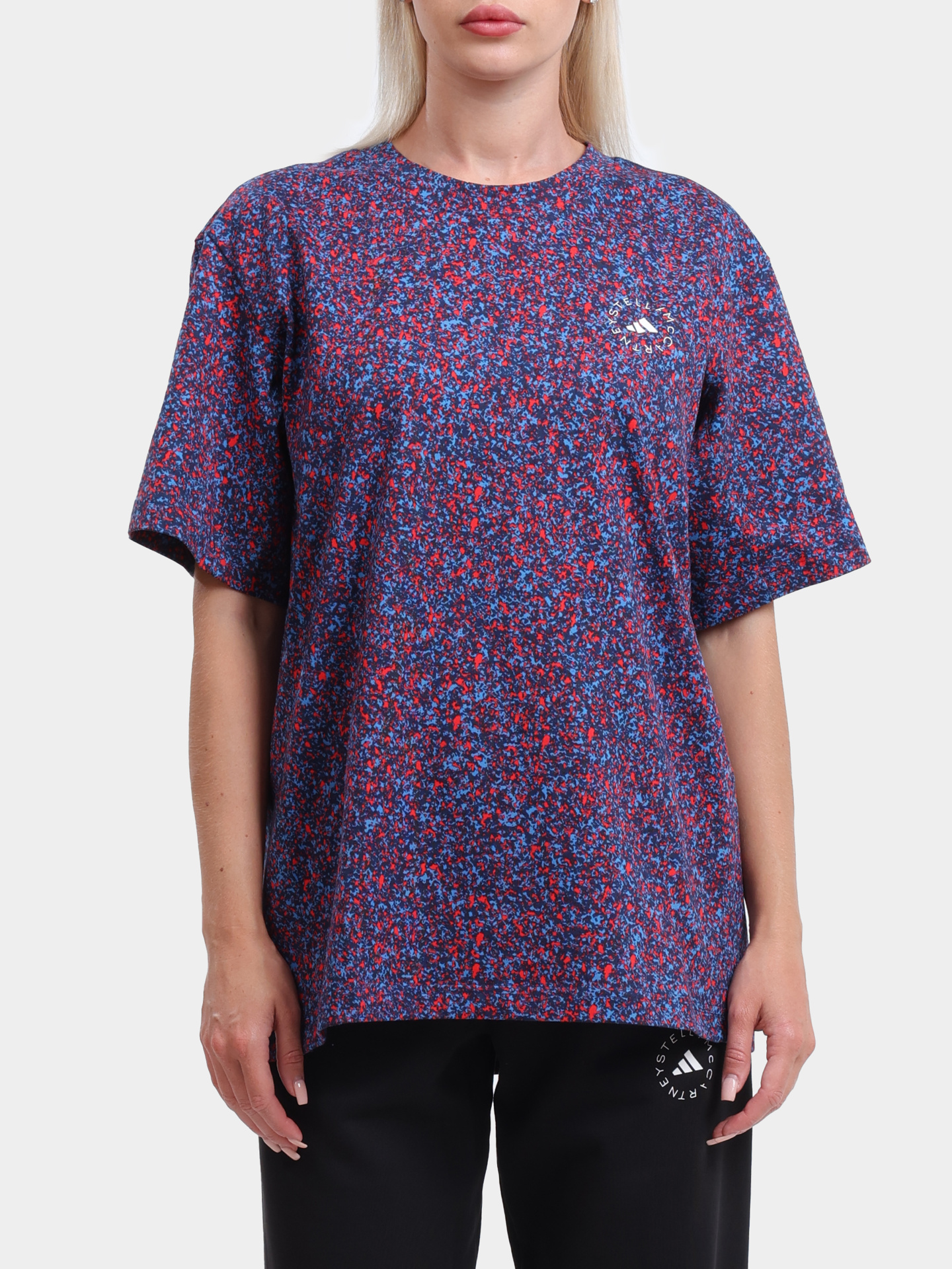 Футболка Adidas by Stella McCartney JJ0083 WHIACTREDTEAMNAVBLU хлопковая женская — купить в интернет-магазине Verdistore