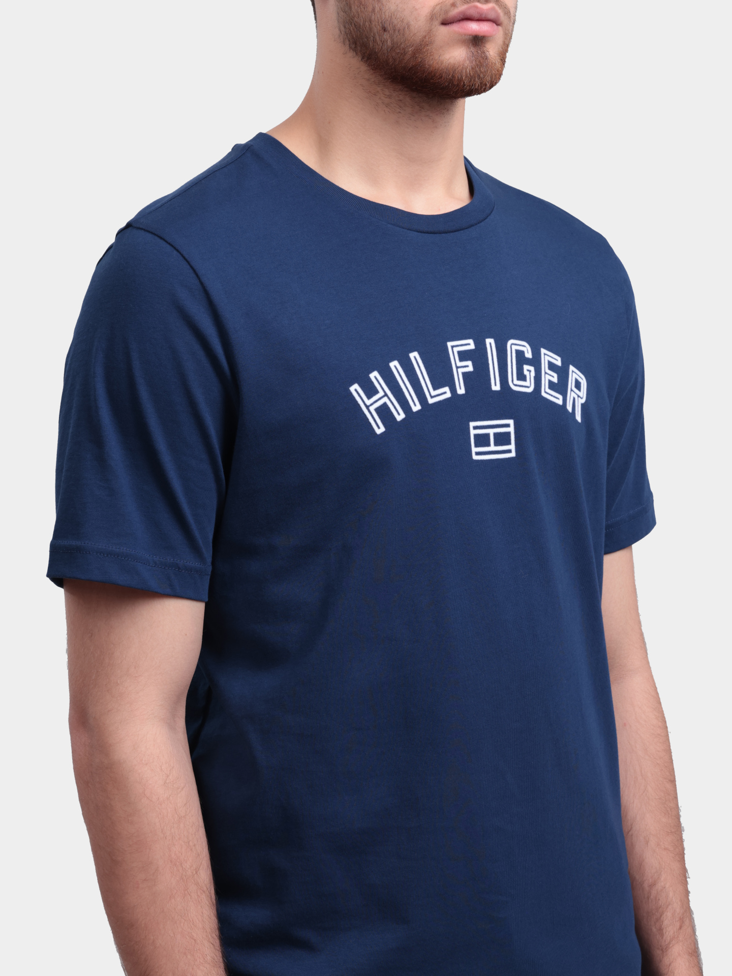 Футболка Tommy Hilfiger MW0MW39357 C7G хлопковая мужская — купить в интернет-магазине Verdistore