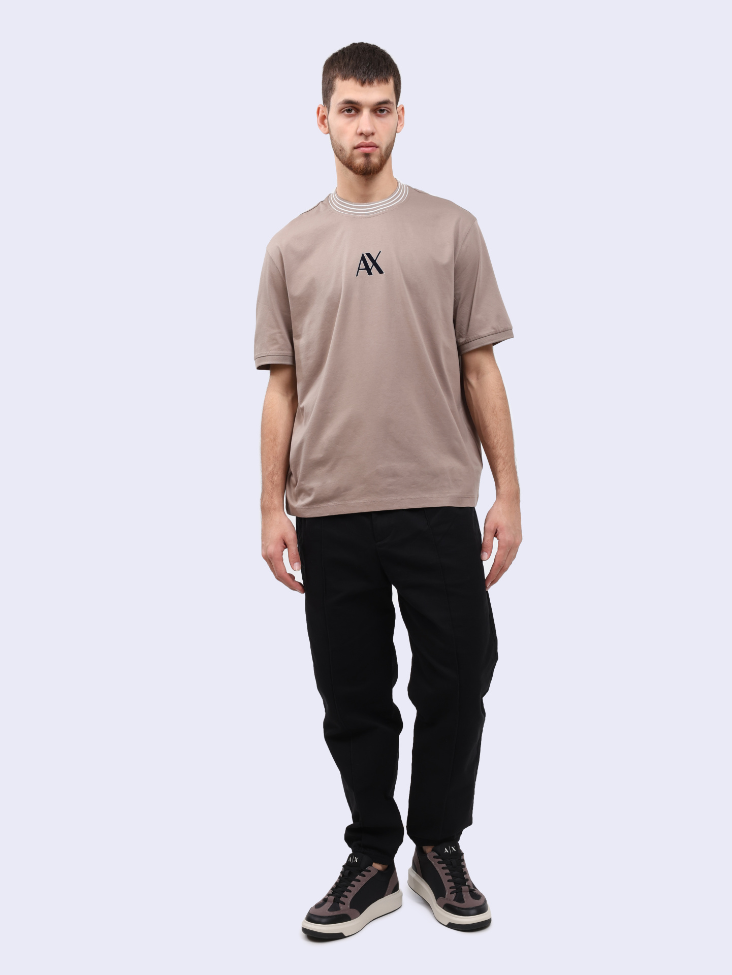 Футболка Armani Exchange 6DZTJC ZJ9AZ 17AC бежевая мужская с контрастной горловиной — купить в интернет-магазине Verdistore