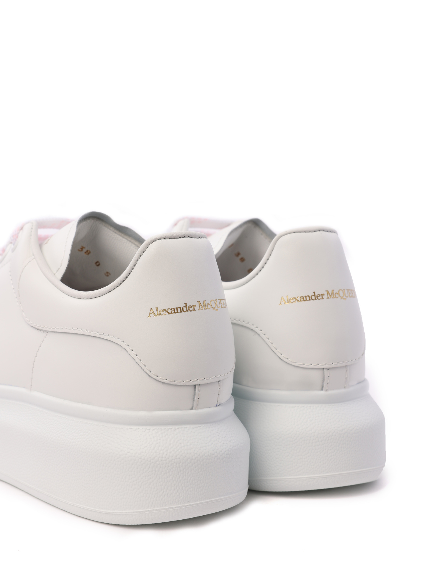 Кеды Alexander McQueen 553770WHGP0 9000 белые женские с лаконичным монохромным дизайном — купить в интернет-магазине Verdistore