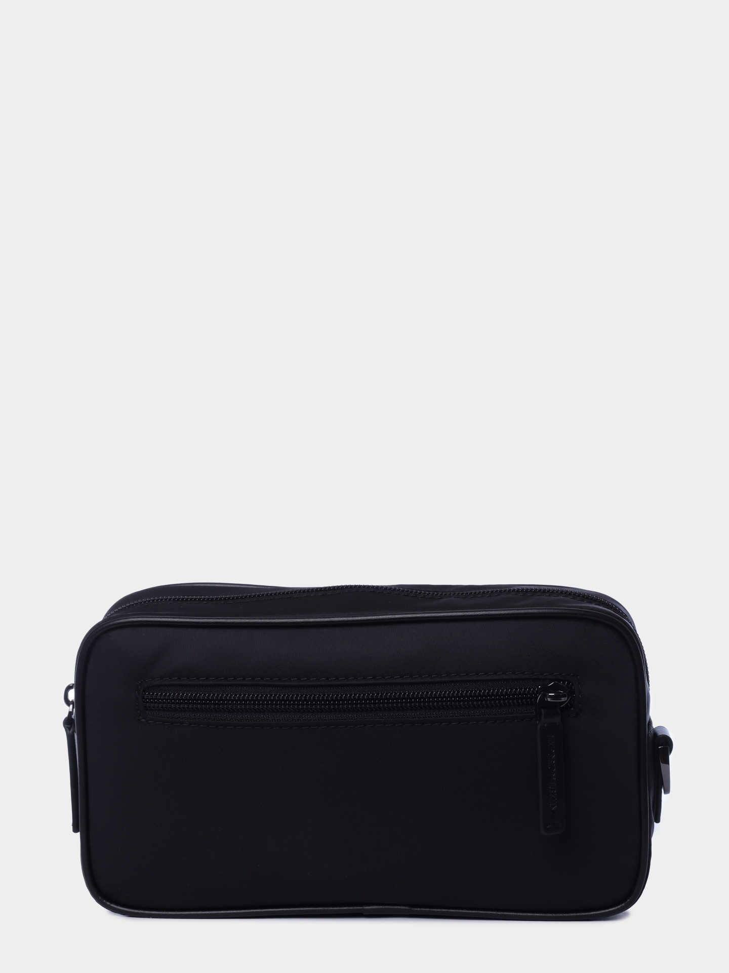 Косметичка Emporio Armani EM001811 AF13454 UC001 черная мужская — купить в интернет-магазине Verdistore