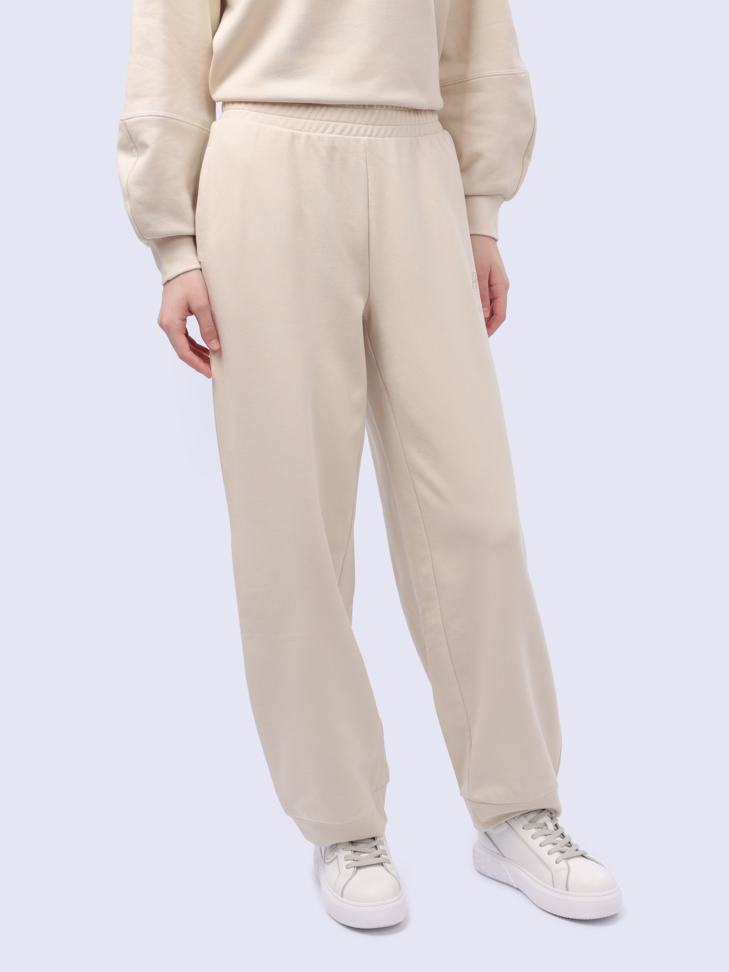 Брюки спортивные Armani Exchange 3DYP70 YJFFZ 1787 бежевые женские — купить в интернет-магазине Verdistore