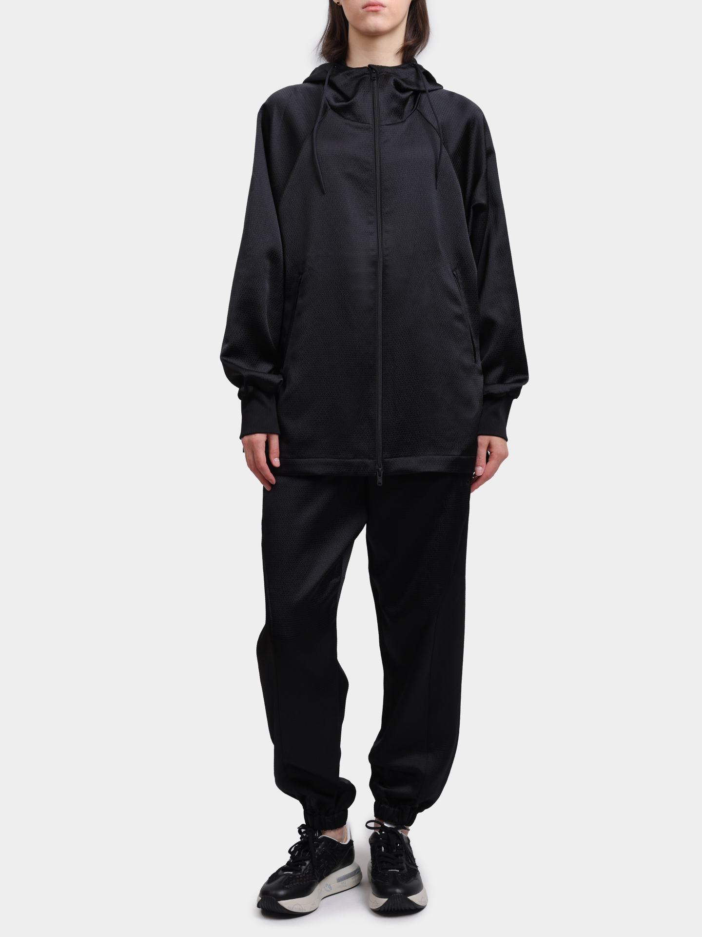 Джоггеры Y-3 IR7102 черные женские — купить в интернет-магазине Verdistore