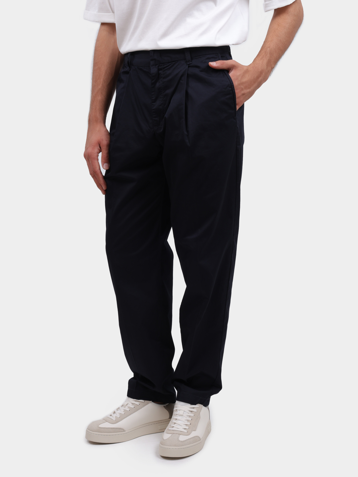 Брюки Armani Exchange XM000361 AF12307 UB101 темно-синие мужские — купить в интернет-магазине Verdistore