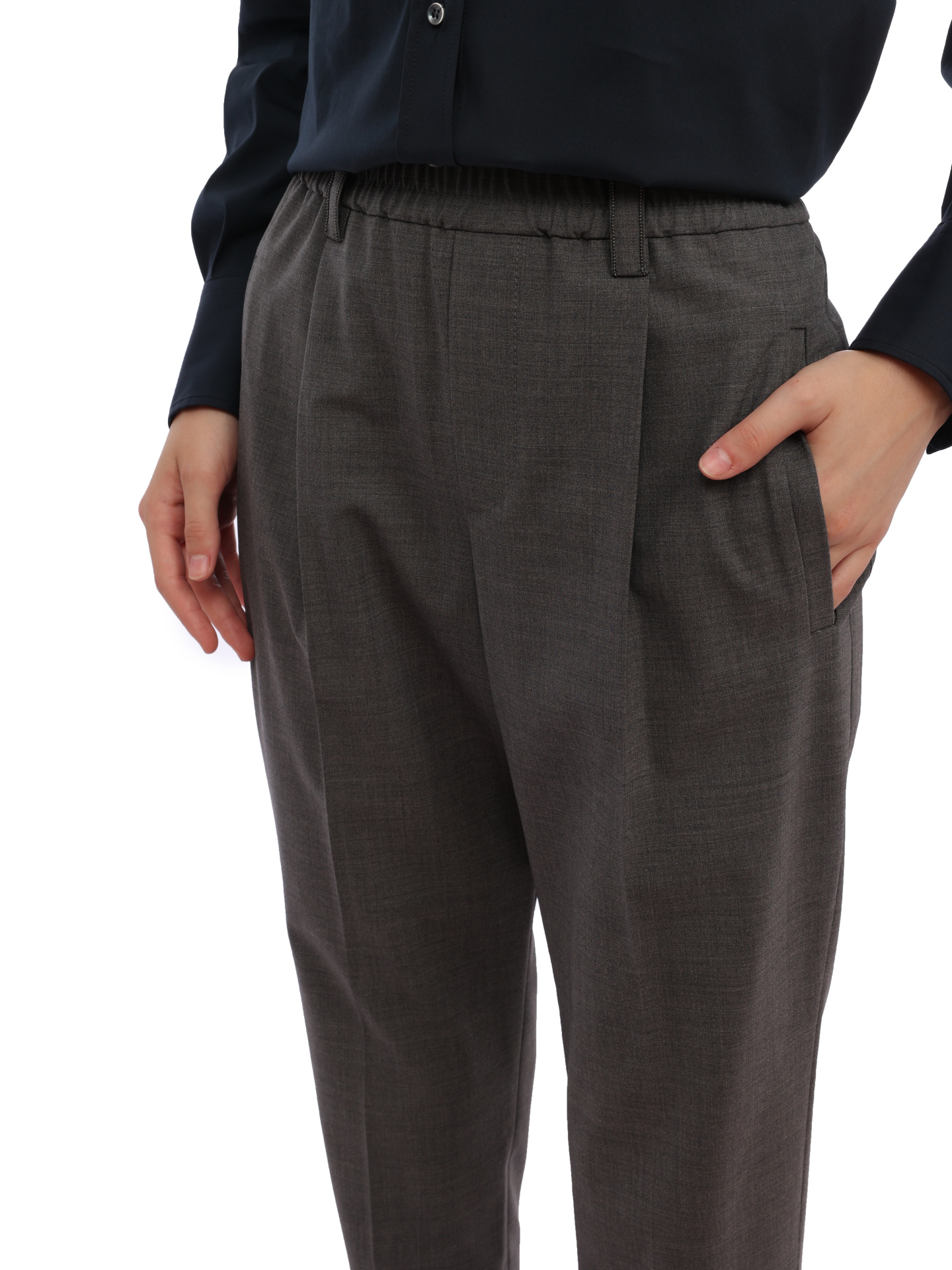 Брюки Brunello Cucinelli M0W07B1031 C010 серые женские из шерсти — купить в интернет-магазине Verdistore
