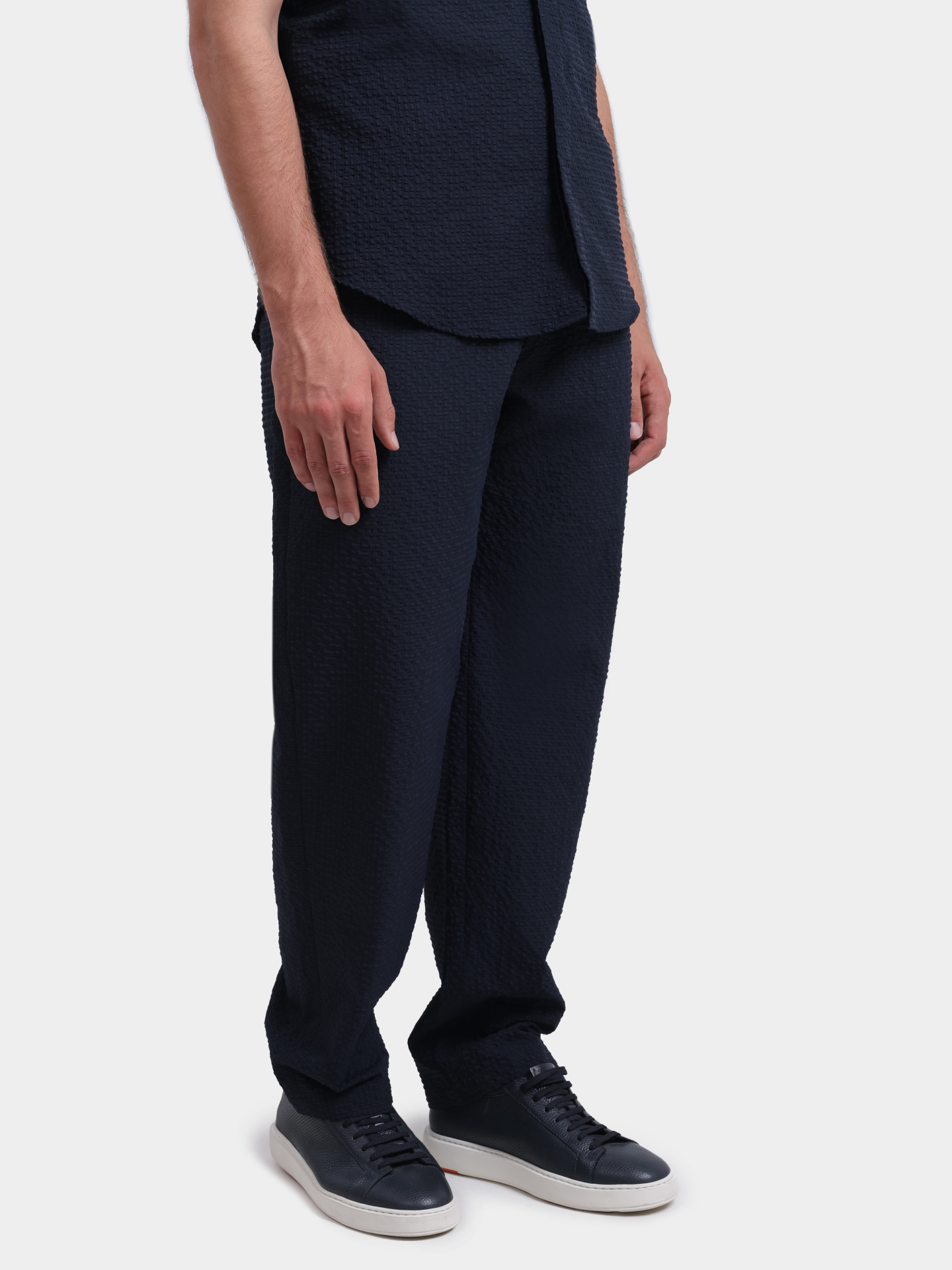 Брюки Emporio Armani EM005518 TE20392 UB109 фактурные мужские — купить в интернет-магазине Verdistore