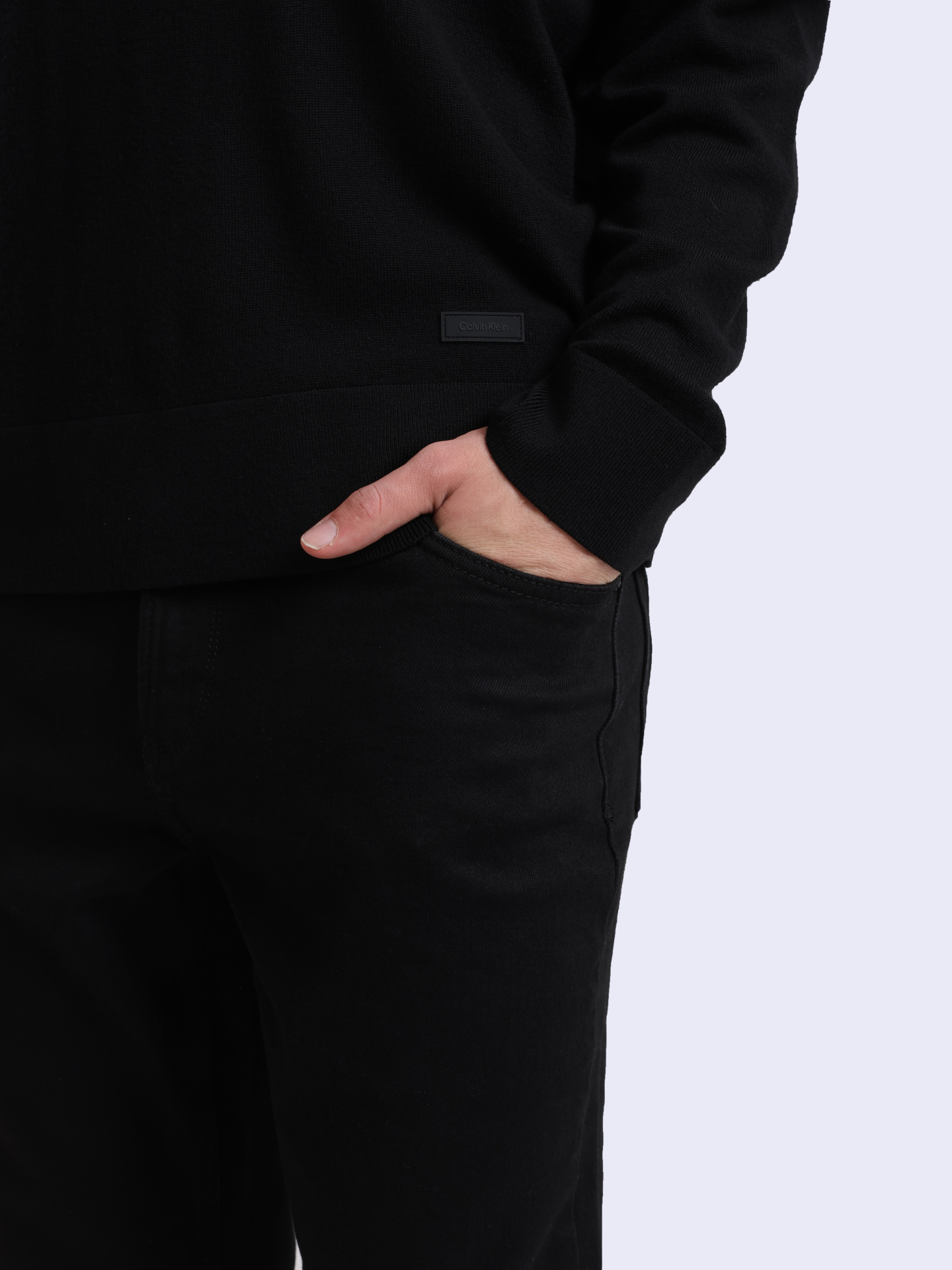 Свитер Calvin Klein K10K111942 черный мужской из шерсти — купить в интернет-магазине Verdistore