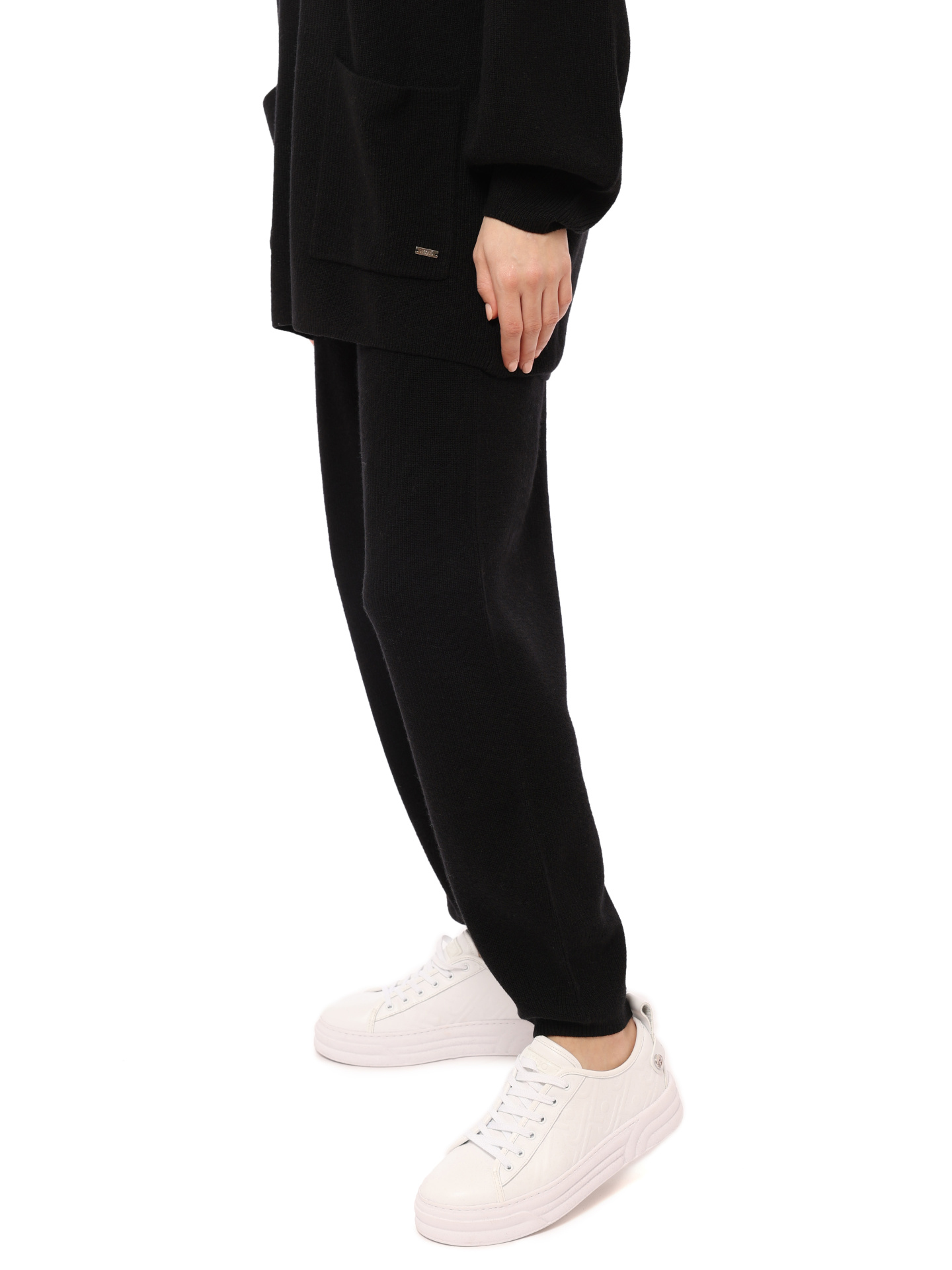 Брюки Armani Exchange 6LYP1Y YMT8Z 1200 черные женские из шерсти — купить в интернет-магазине Verdistore